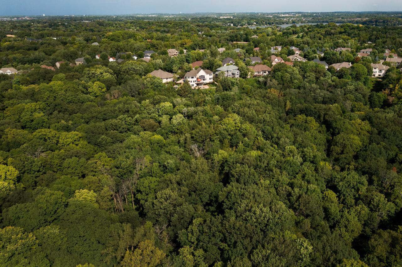 View of Residential at 19115 Vogel Farm Trail, Eden Prairie MN 55347, Eden Prairie (9 of 68) - Mike Wilen | Minnesota Team Real Estate