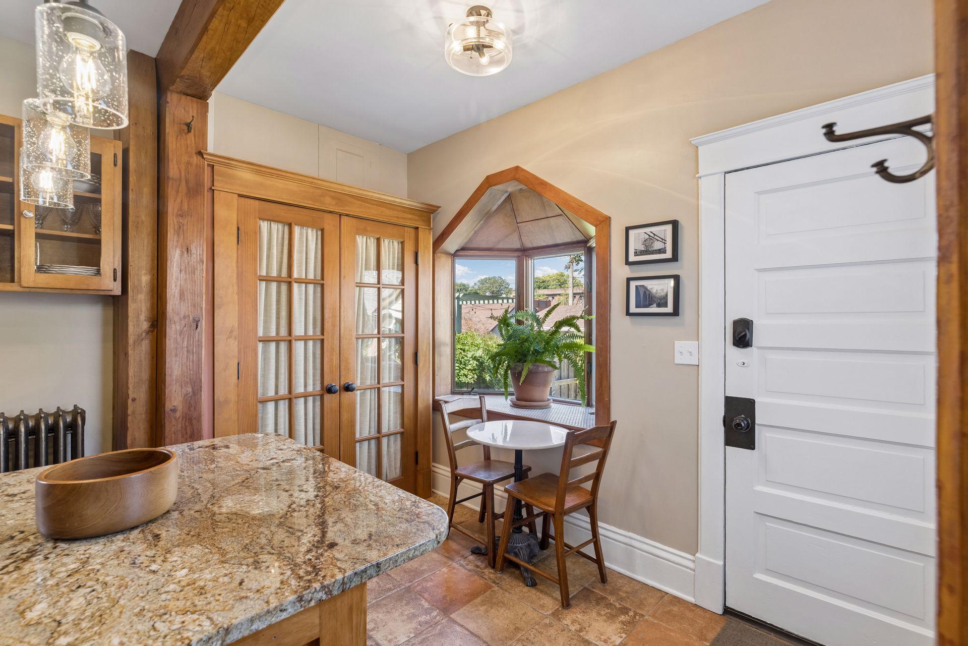 View of Residential at 1089 Lincoln Avenue, Saint Paul MN 55105, Saint Paul (28 of 62) - Mike Wilen | Minnesota Team Real Estate