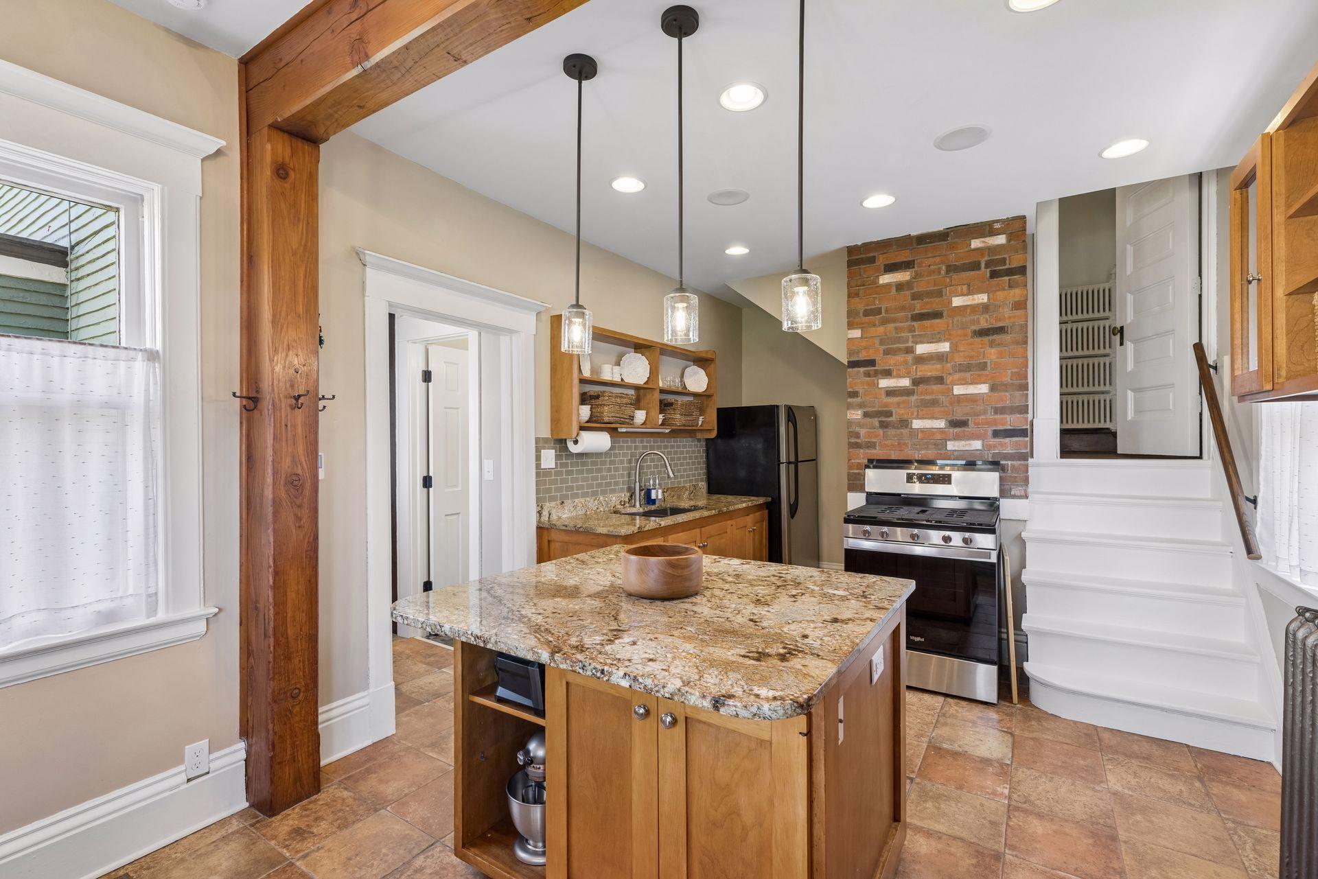 View of Residential at 1089 Lincoln Avenue, Saint Paul MN 55105, Saint Paul (26 of 62) - Mike Wilen | Minnesota Team Real Estate