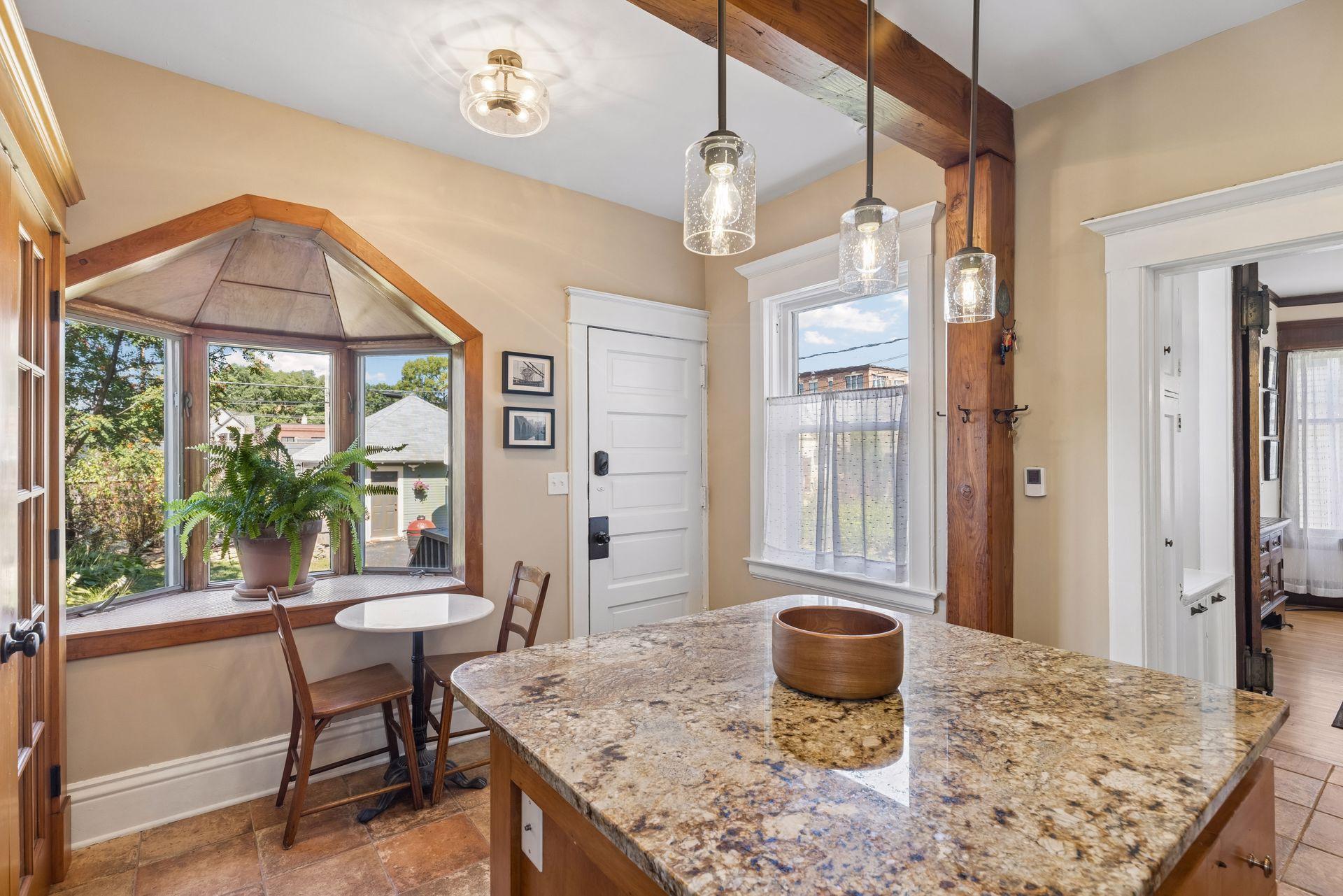 View of Residential at 1089 Lincoln Avenue, Saint Paul MN 55105, Saint Paul (25 of 62) - Mike Wilen | Minnesota Team Real Estate