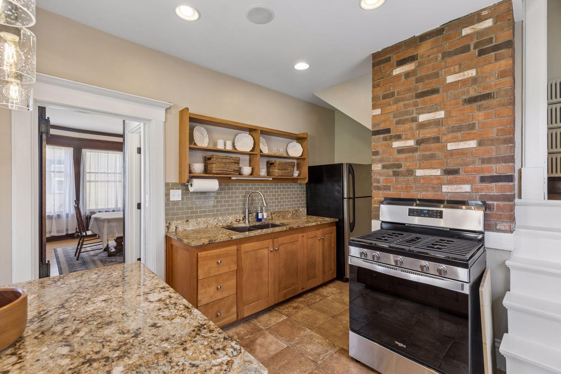View of Residential at 1089 Lincoln Avenue, Saint Paul MN 55105, Saint Paul (23 of 62) - Mike Wilen | Minnesota Team Real Estate