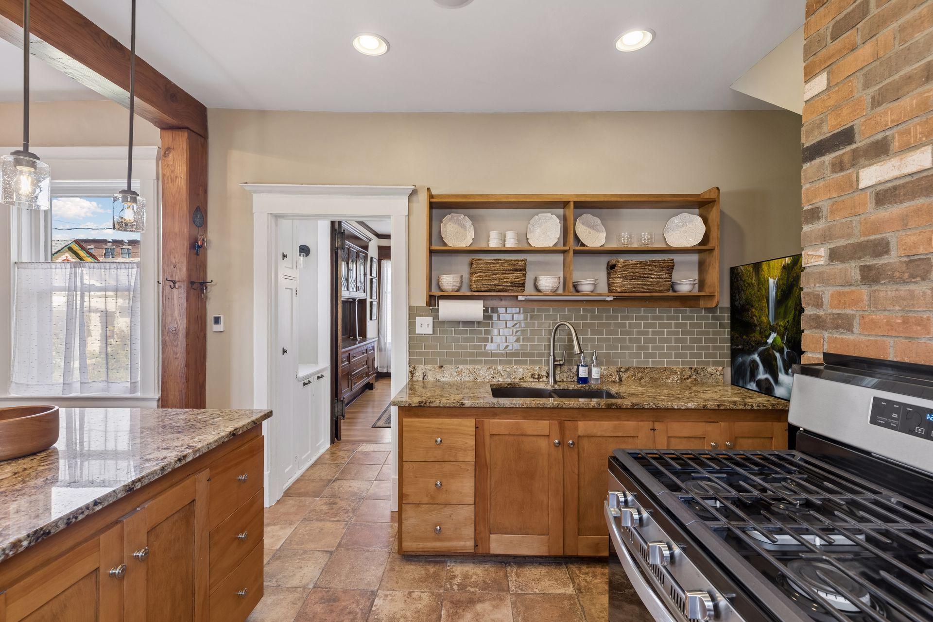 View of Residential at 1089 Lincoln Avenue, Saint Paul MN 55105, Saint Paul (22 of 62) - Mike Wilen | Minnesota Team Real Estate