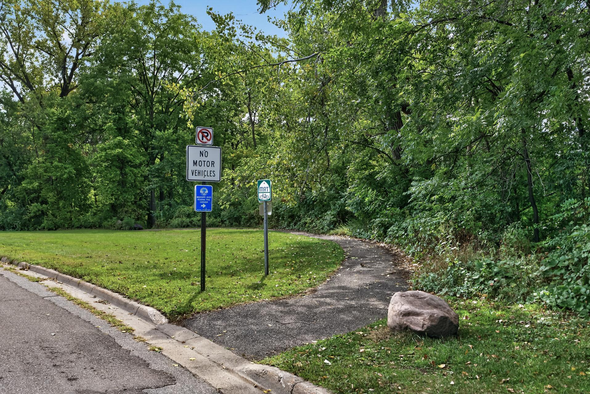 View of Residential at 595 Kimball Street, Fridley MN 55432, Fridley (27 of 34) - Mike Wilen | Minnesota Team Real Estate