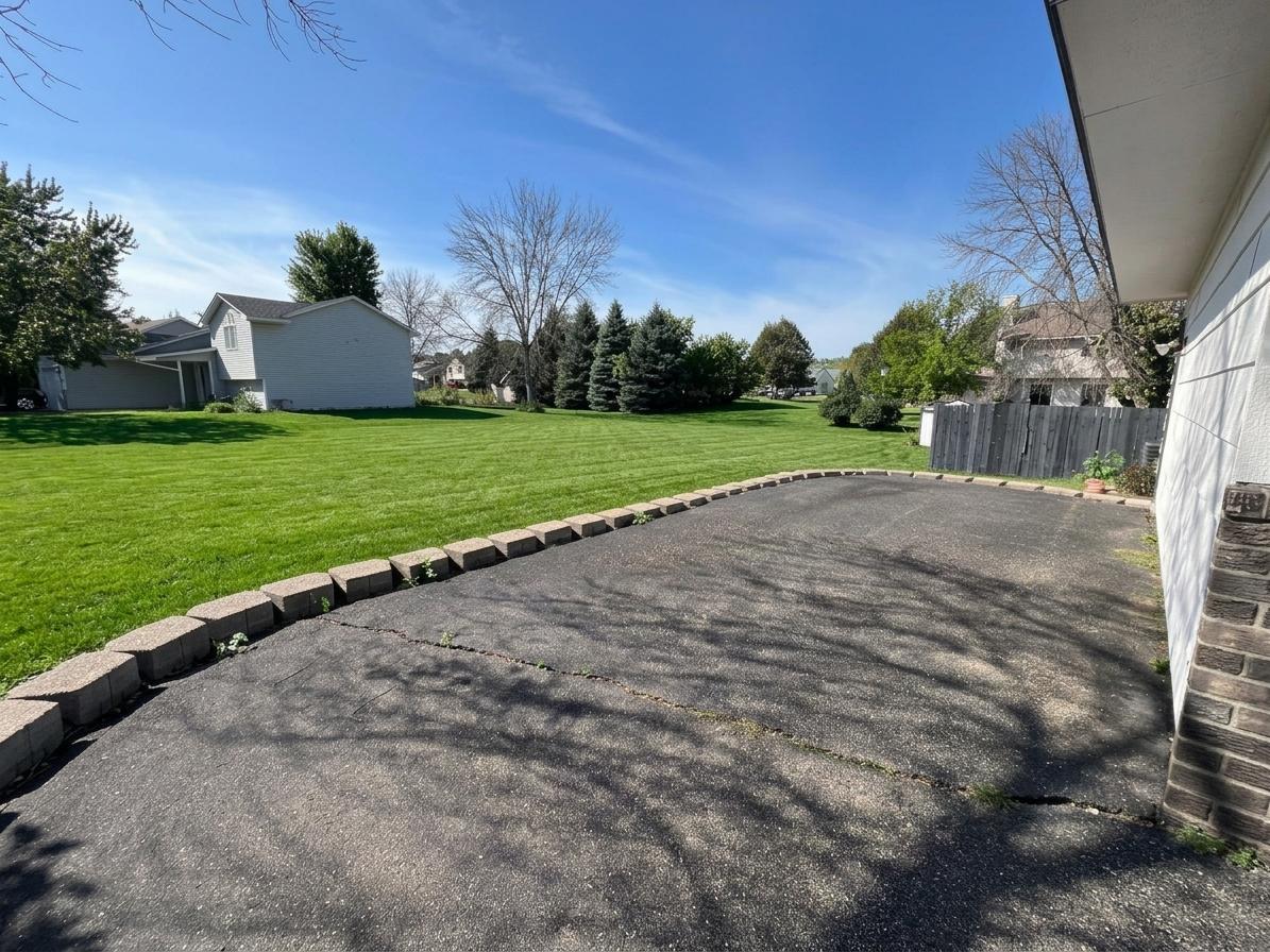 View of Residential at 1508 Thistle Lane, Shakopee MN 55379, Shakopee (37 of 40) - Mike Wilen | Minnesota Team Real Estate