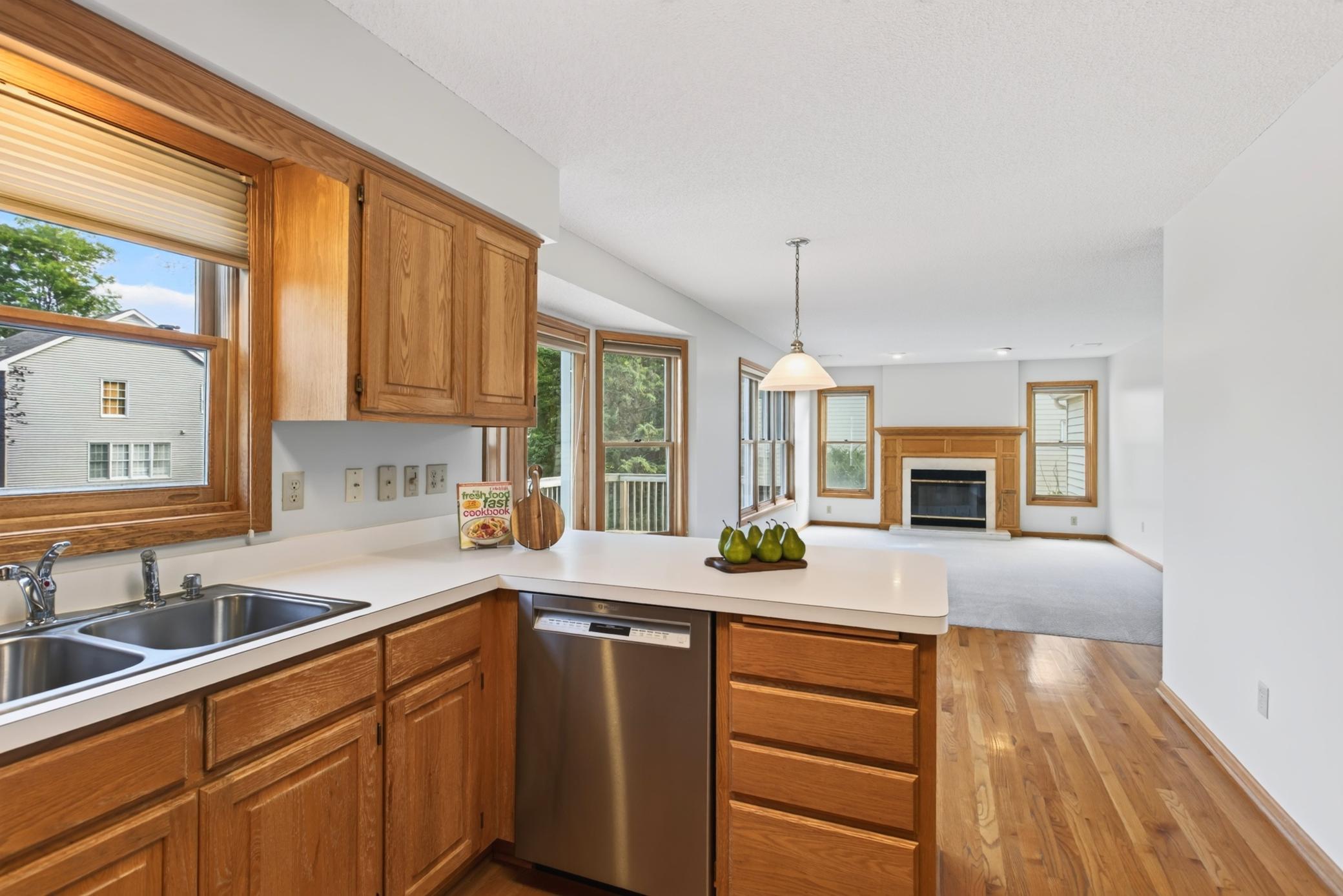 View of Residential at 1781 Brighton Trail, Woodbury MN 55125, Woodbury (11 of 47) - Mike Wilen | Minnesota Team Real Estate