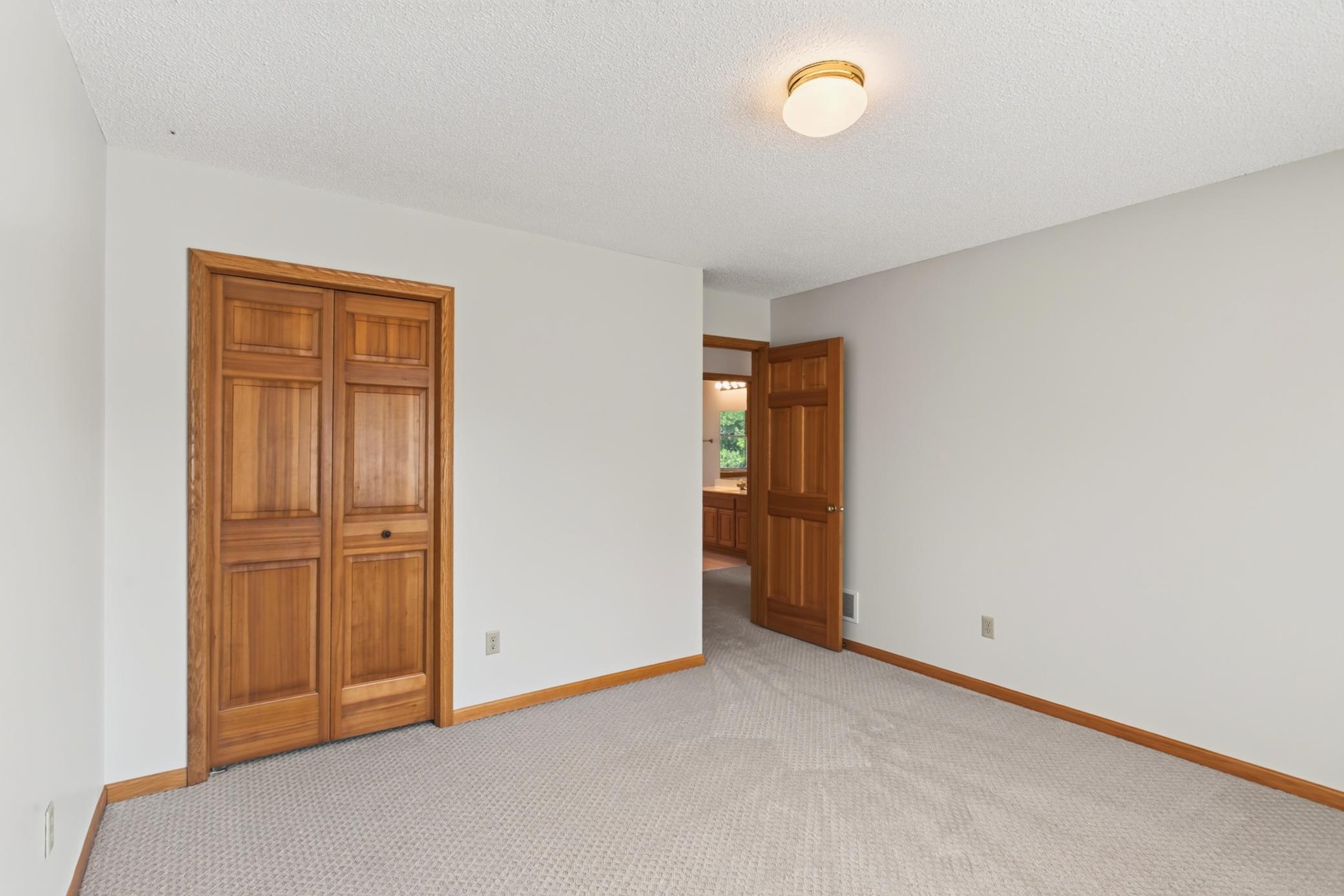 View of Residential at 1781 Brighton Trail, Woodbury MN 55125, Woodbury (18 of 47) - Mike Wilen | Minnesota Team Real Estate