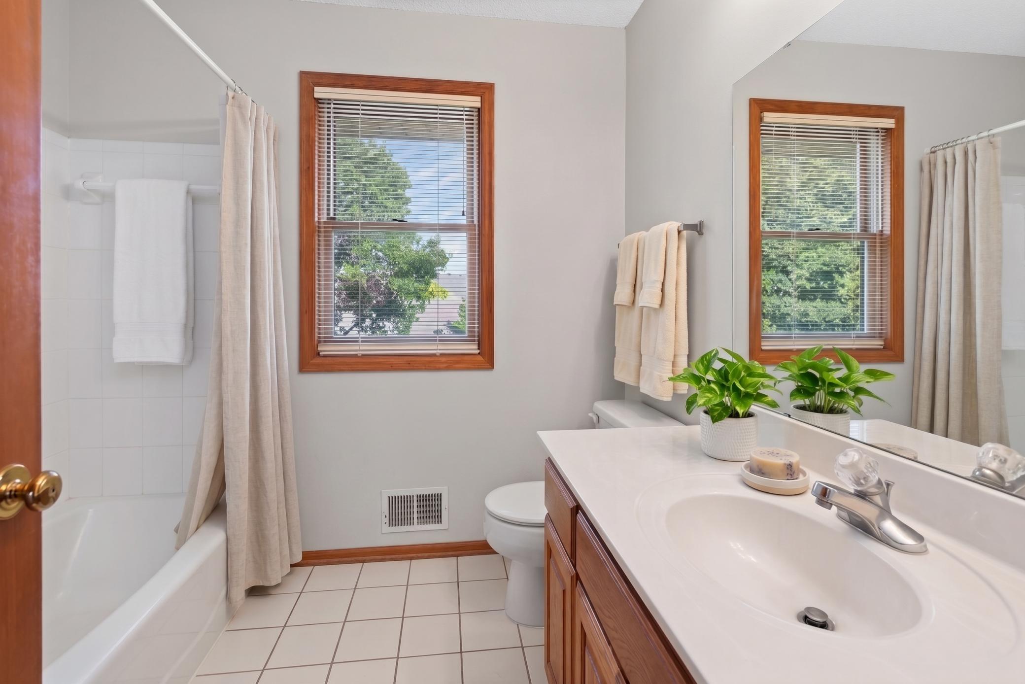 View of Residential at 1781 Brighton Trail, Woodbury MN 55125, Woodbury (21 of 47) - Mike Wilen | Minnesota Team Real Estate