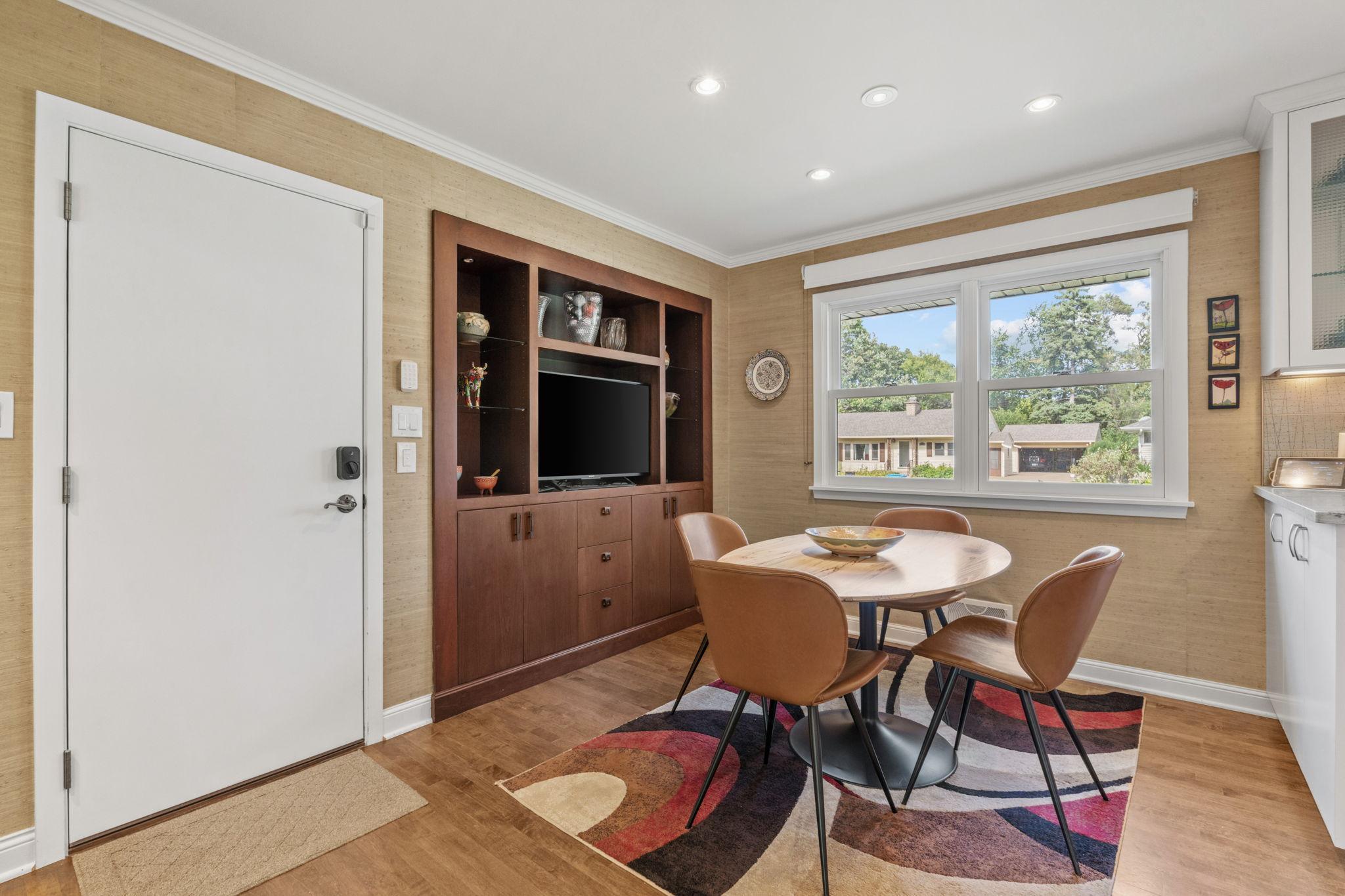 View of Residential at 5301 Windsor Avenue, Edina MN 55436, Edina (18 of 57) - Mike Wilen | Minnesota Team Real Estate