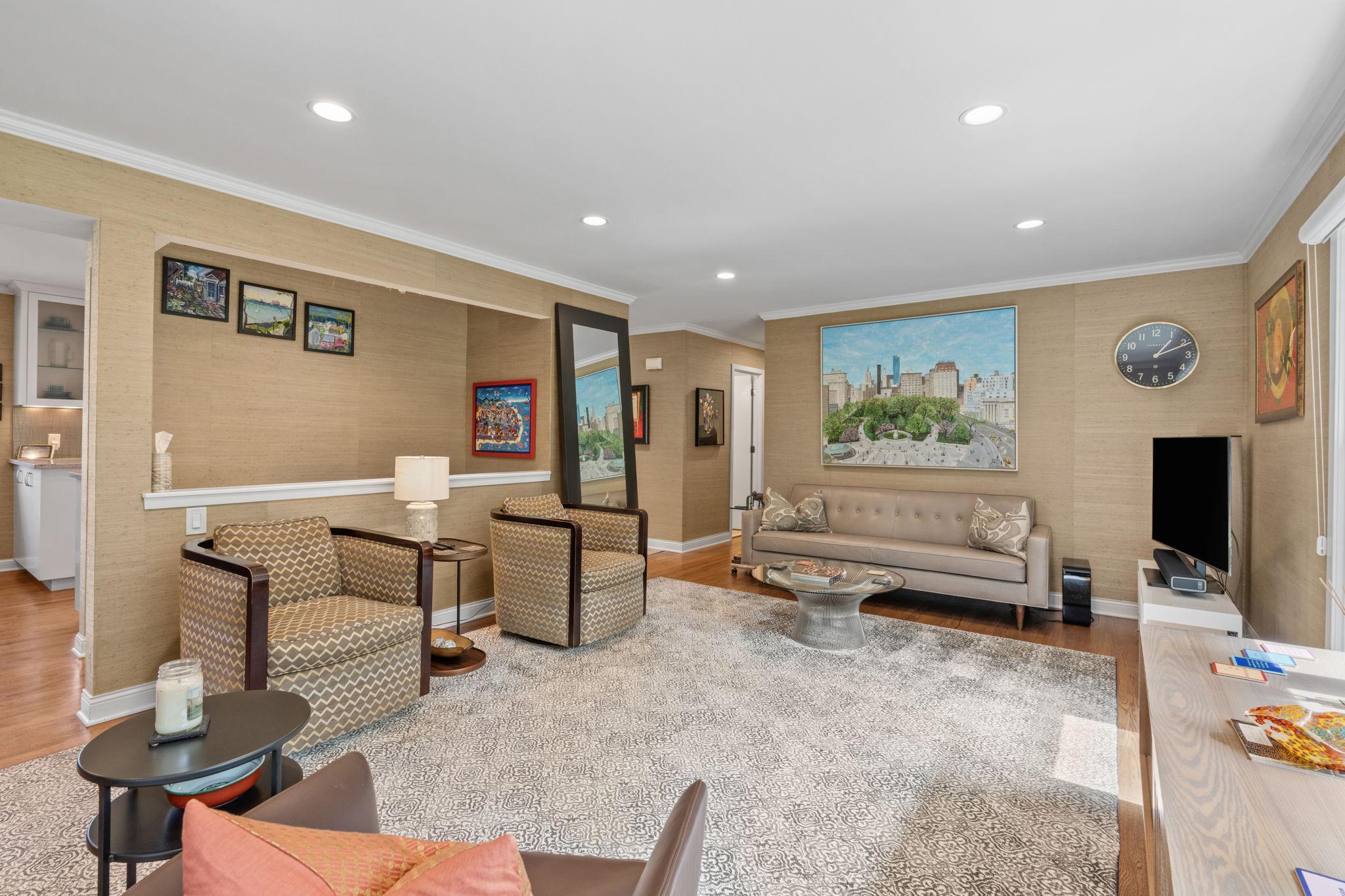 View of Residential at 5301 Windsor Avenue, Edina MN 55436, Edina (13 of 57) - Mike Wilen | Minnesota Team Real Estate
