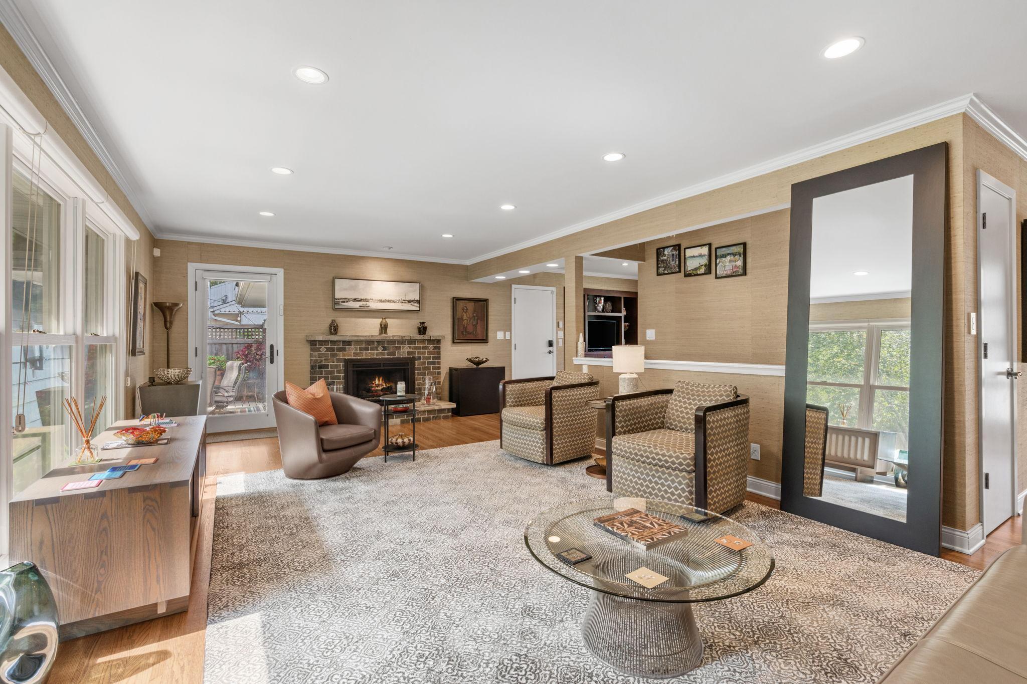 View of Residential at 5301 Windsor Avenue, Edina MN 55436, Edina (12 of 57) - Mike Wilen | Minnesota Team Real Estate