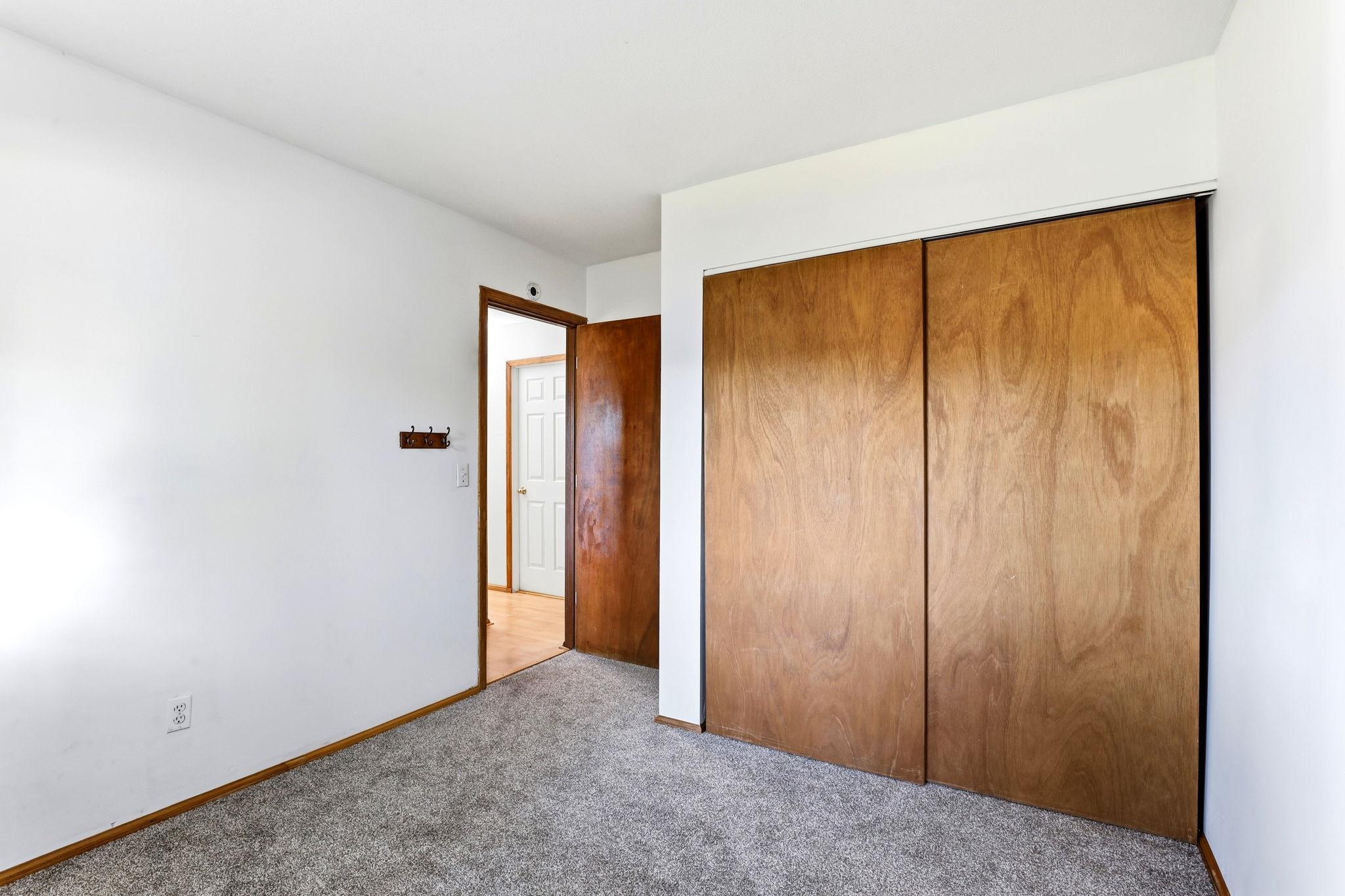 View of Residential at 1909 Laramie Trail, Brooklyn Park MN 55444, Brooklyn Park (16 of 38) - Mike Wilen | Minnesota Team Real Estate
