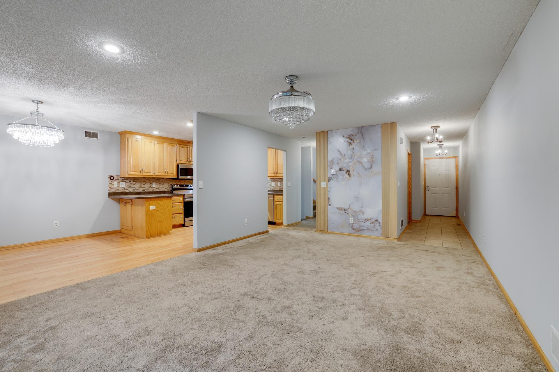 View of Residential at 2461 Williams Drive, Burnsville MN 55337, Burnsville (8 of 55) - Mike Wilen | Minnesota Team Real Estate