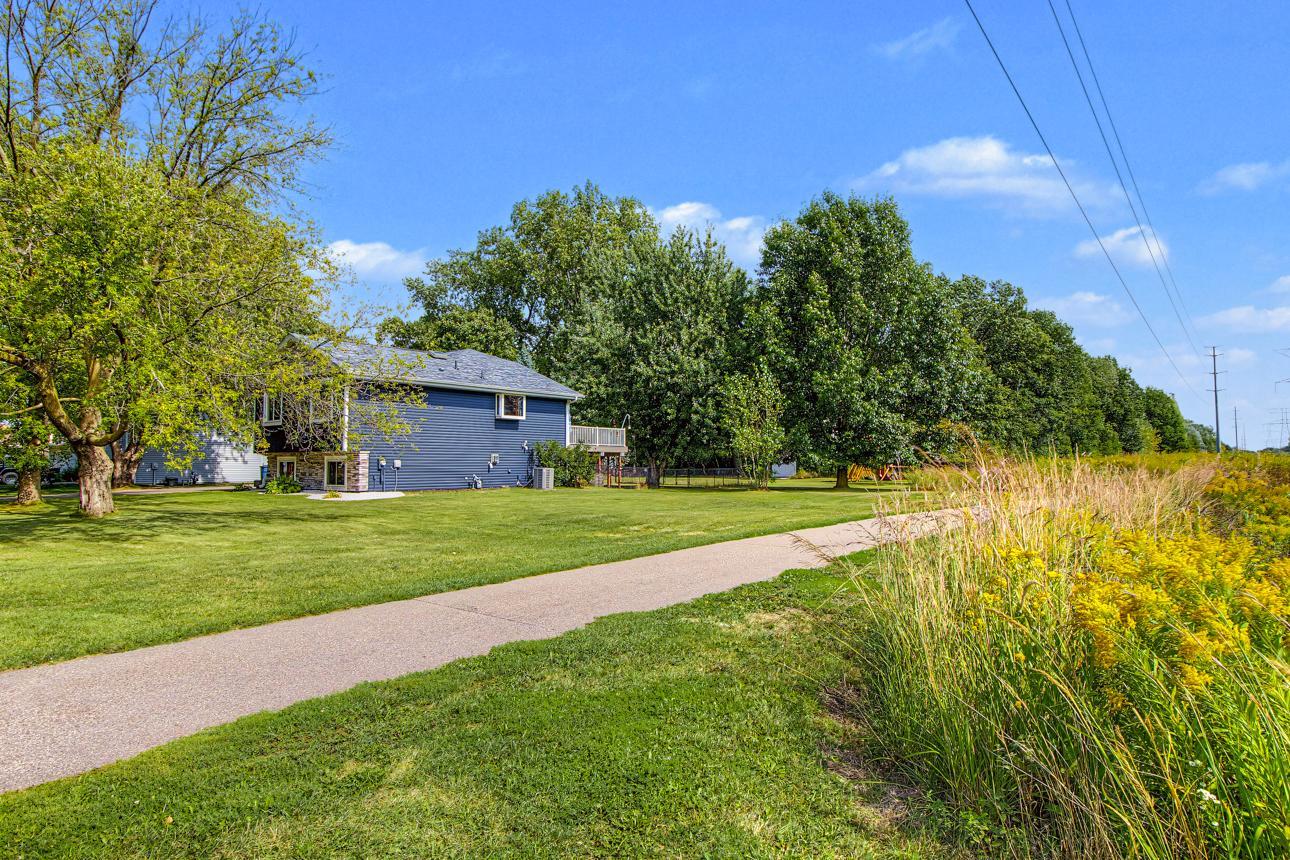 View of Residential at 3066 Greenbrier Street, Little Canada MN 55117, Little Canada (38 of 46) - Mike Wilen | Minnesota Team Real Estate