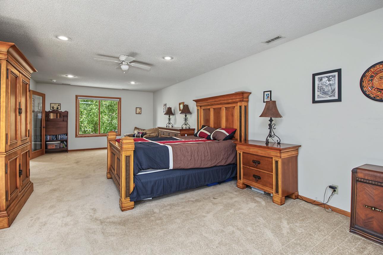 View of Residential at 3066 Greenbrier Street, Little Canada MN 55117, Little Canada (24 of 46) - Mike Wilen | Minnesota Team Real Estate