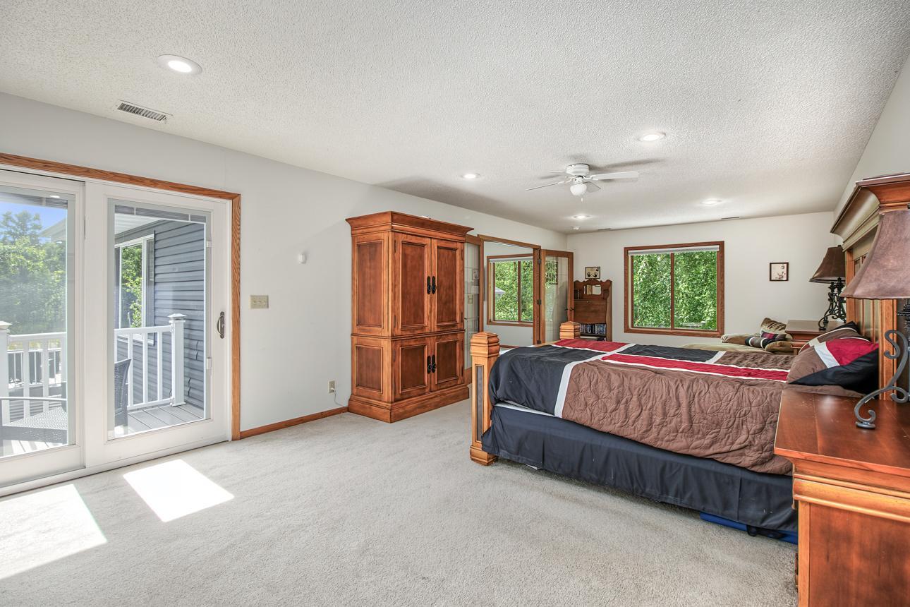 View of Residential at 3066 Greenbrier Street, Little Canada MN 55117, Little Canada (19 of 46) - Mike Wilen | Minnesota Team Real Estate