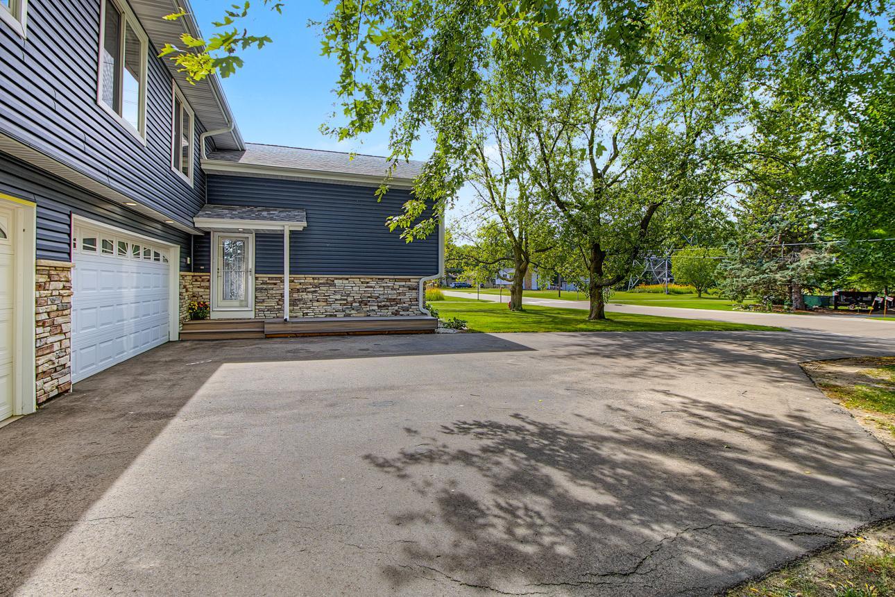 View of Residential at 3066 Greenbrier Street, Little Canada MN 55117, Little Canada (46 of 46) - Mike Wilen | Minnesota Team Real Estate