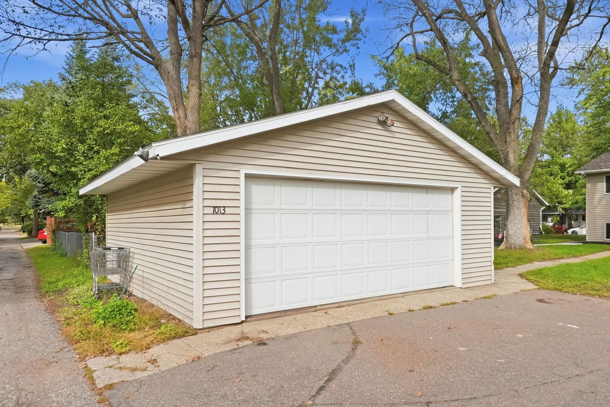 View of Residential at 1013 13th Avenue, Saint Cloud MN 56304, Saint Cloud (28 of 33) - Mike Wilen | Minnesota Team Real Estate