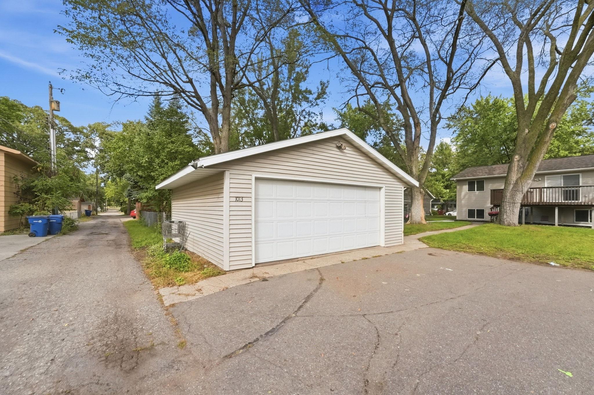 View of Residential at 1013 13th Avenue, Saint Cloud MN 56304, Saint Cloud (27 of 33) - Mike Wilen | Minnesota Team Real Estate