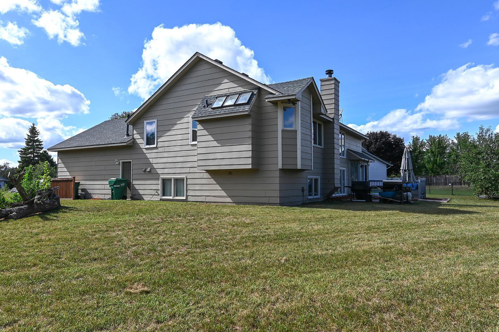 View of Residential at 9216 Woodhall Bay, Brooklyn Park MN 55443, Brooklyn Park (33 of 33) - Mike Wilen | Minnesota Team Real Estate