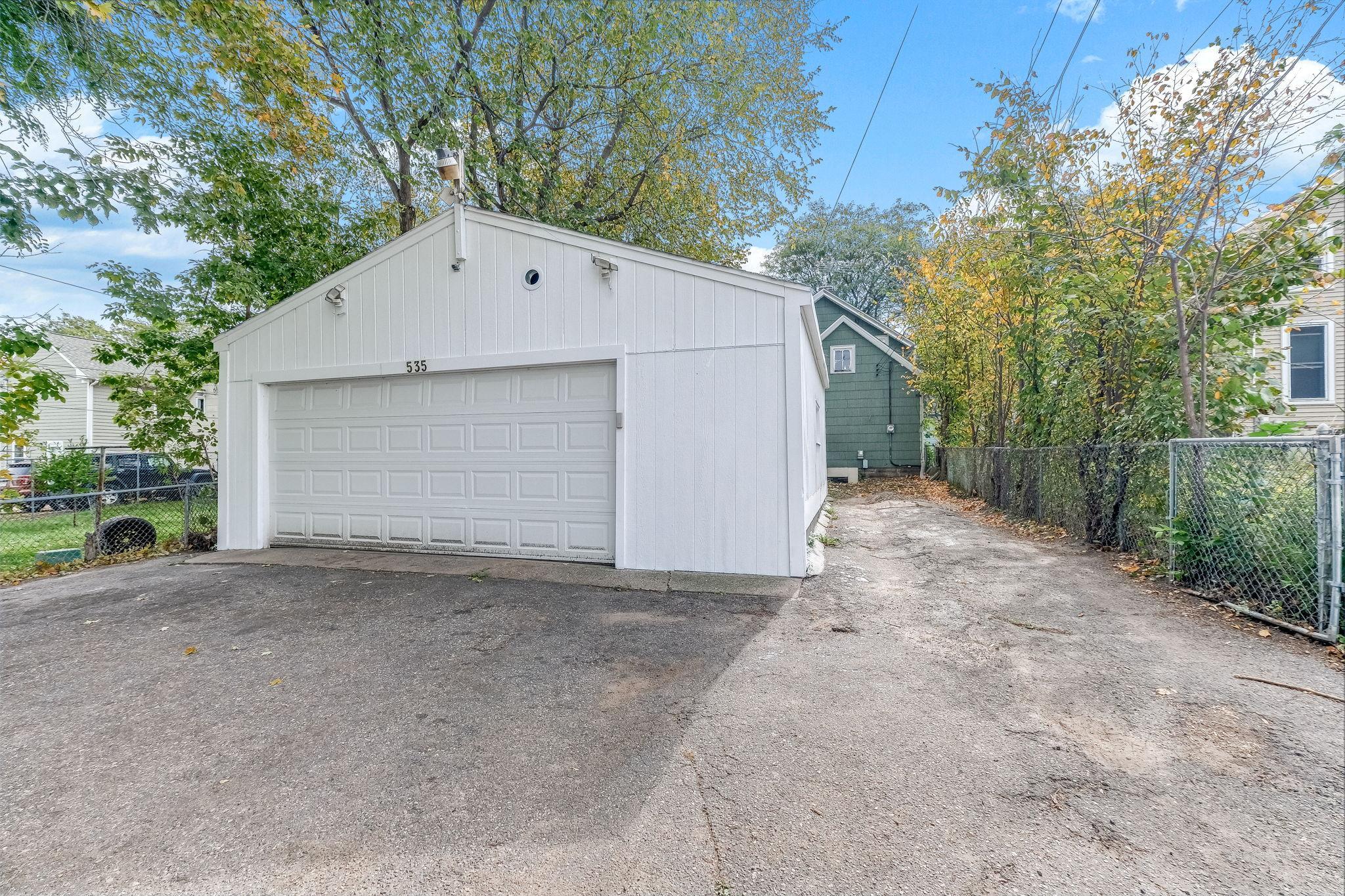 View of Residential at 535 Edmund Avenue, Saint Paul MN 55103, Saint Paul (28 of 31) - Mike Wilen | Minnesota Team Real Estate