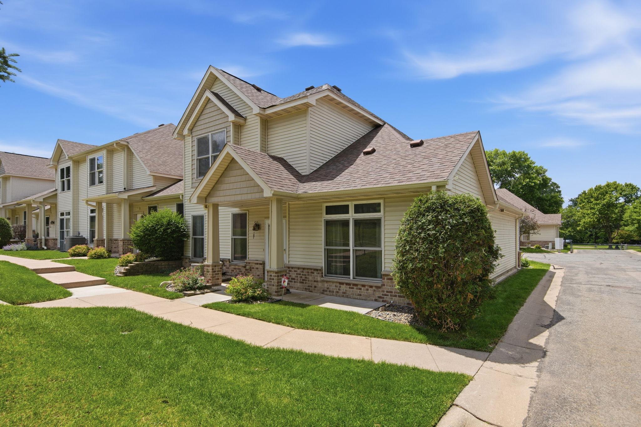 View of Residential at 797 Parkside Lane, Columbia Heights MN 55421, Columbia Heights (34 of 37) - Mike Wilen | Minnesota Team Real Estate