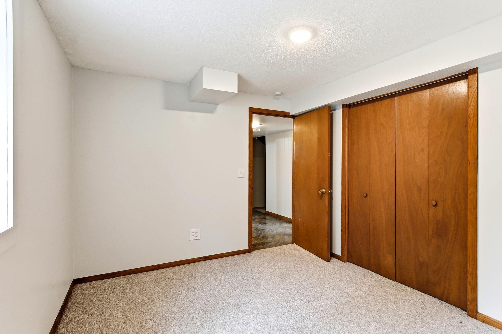 View of Residential at 4616 Hillsboro Avenue, New Hope MN 55428, New Hope (34 of 46) - Mike Wilen | Minnesota Team Real Estate