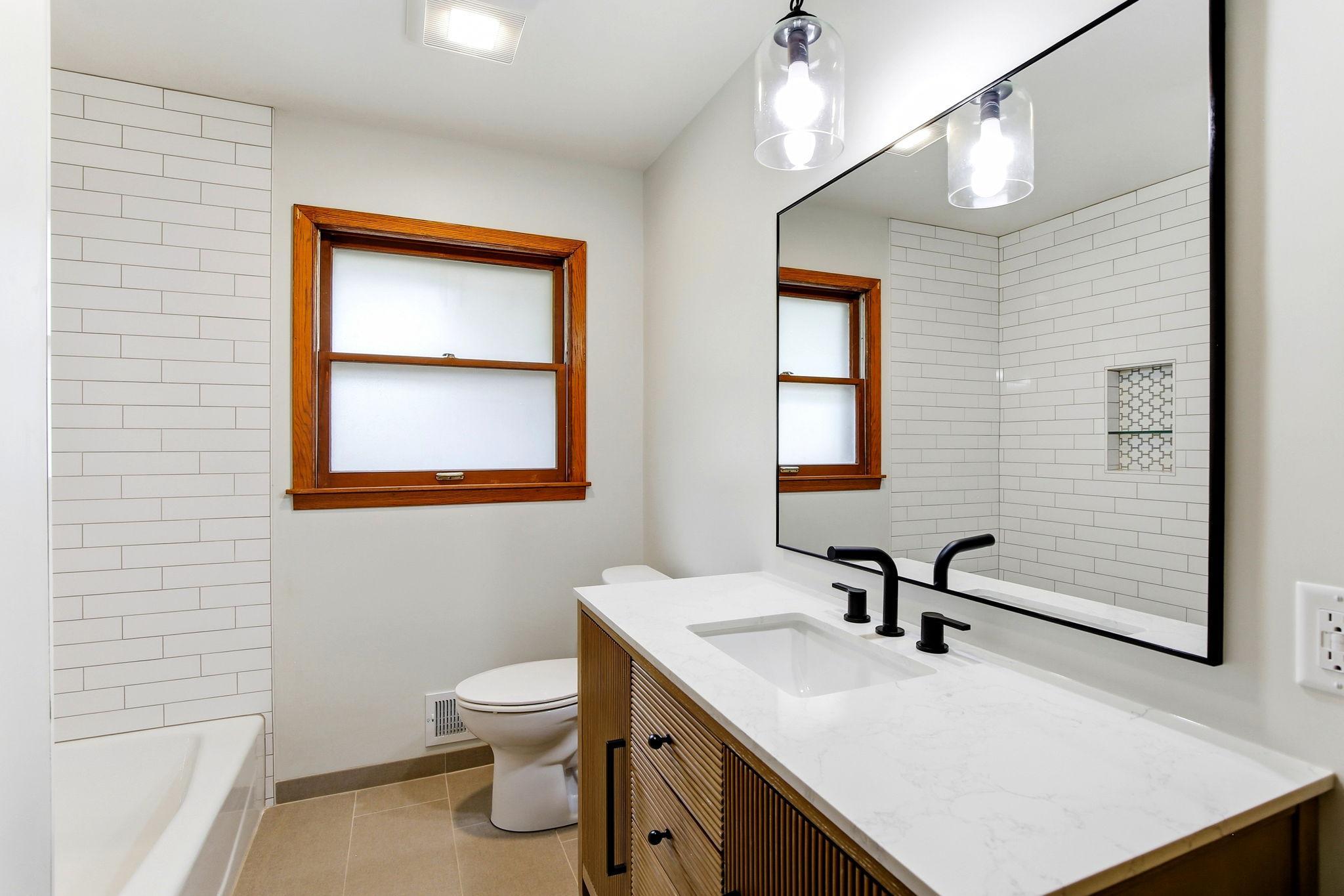 View of Residential at 4616 Hillsboro Avenue, New Hope MN 55428, New Hope (26 of 46) - Mike Wilen | Minnesota Team Real Estate