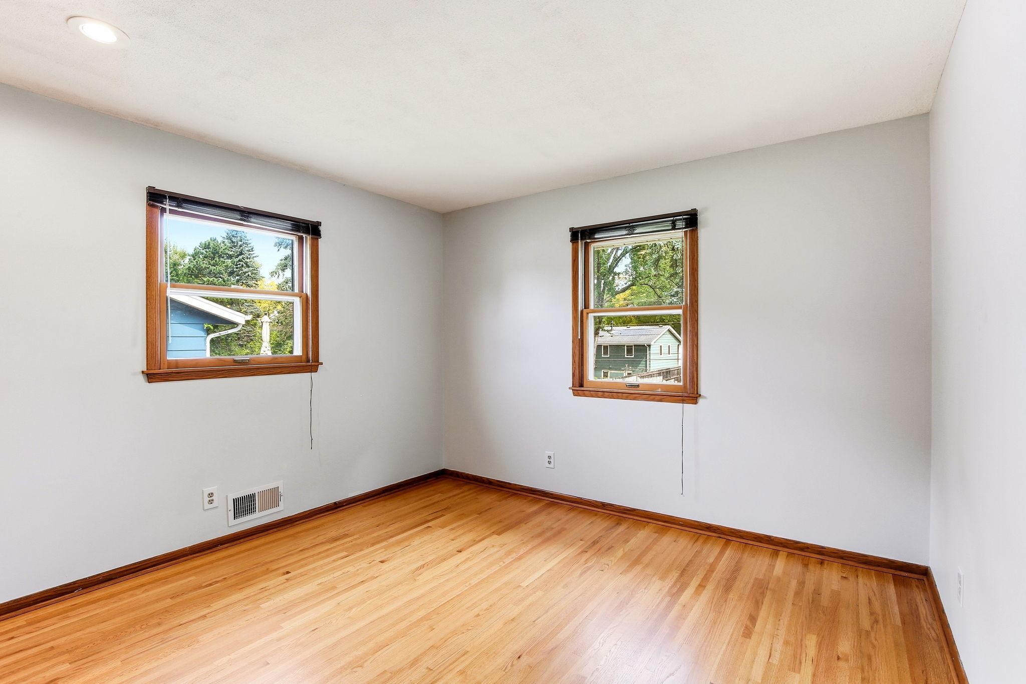 View of Residential at 4616 Hillsboro Avenue, New Hope MN 55428, New Hope (22 of 46) - Mike Wilen | Minnesota Team Real Estate