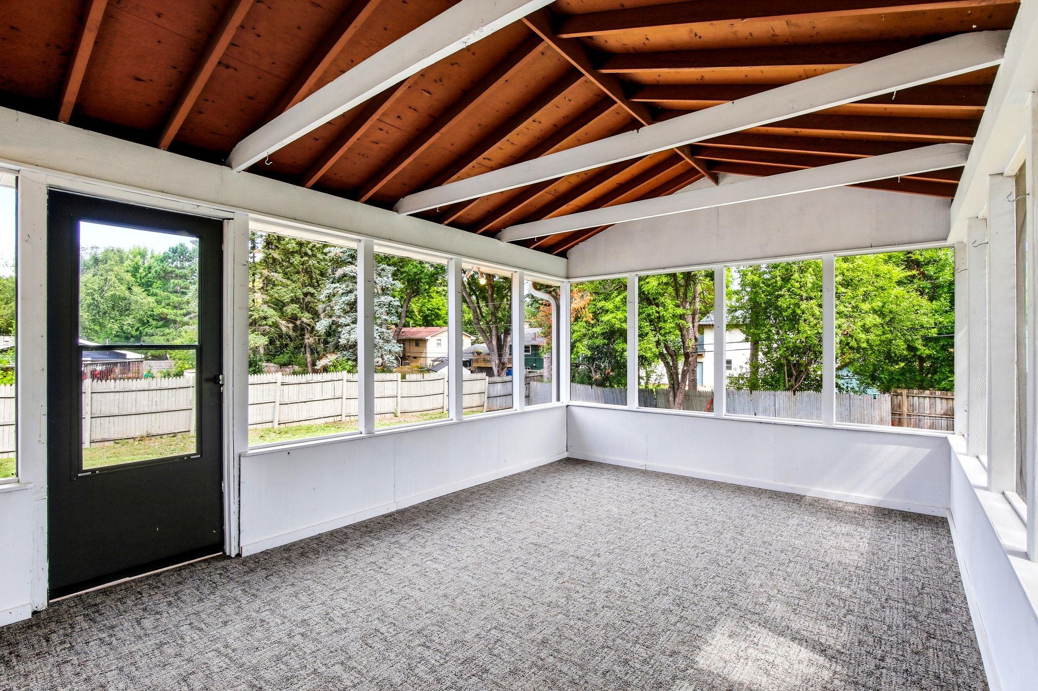 View of Residential at 4616 Hillsboro Avenue, New Hope MN 55428, New Hope (16 of 46) - Mike Wilen | Minnesota Team Real Estate