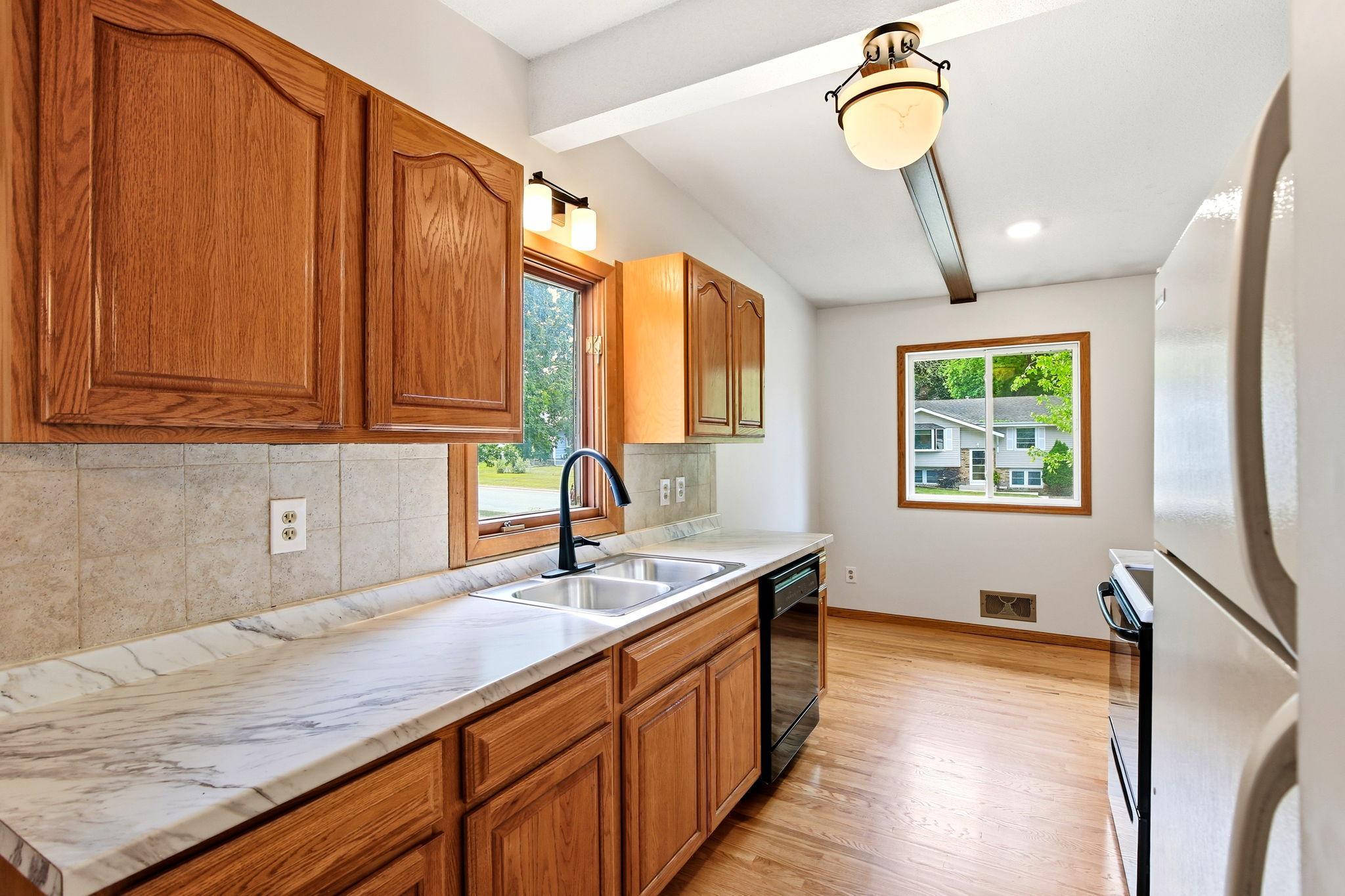 View of Residential at 4616 Hillsboro Avenue, New Hope MN 55428, New Hope (10 of 46) - Mike Wilen | Minnesota Team Real Estate