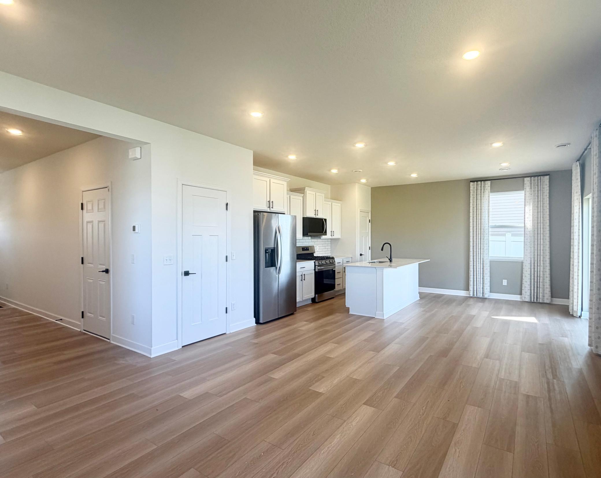 View of Residential at 10634 Hinton Avenue, Cottage Grove MN 55016, Cottage Grove (3 of 12) - Mike Wilen | Minnesota Team Real Estate