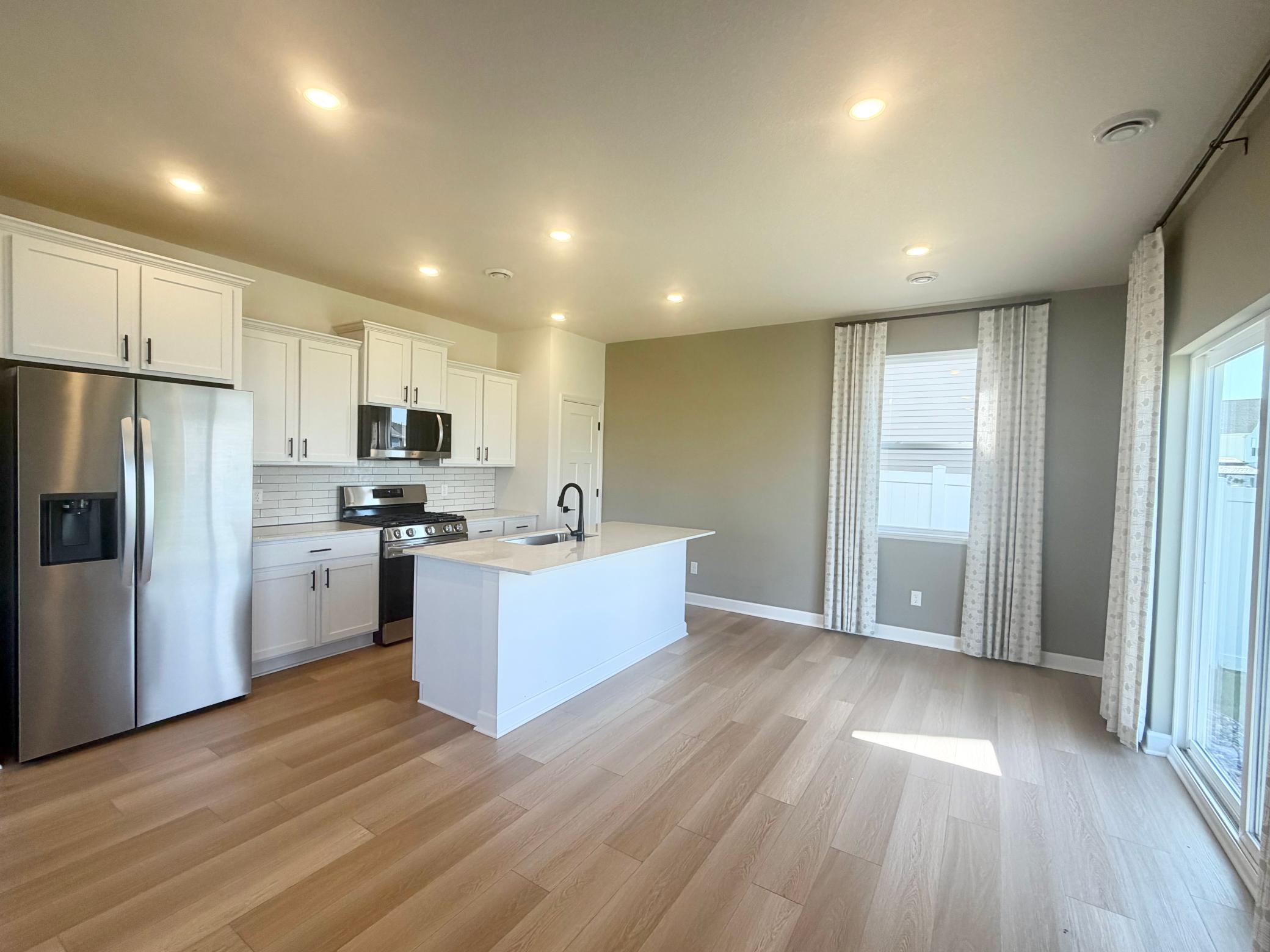 View of Residential at 10634 Hinton Avenue, Cottage Grove MN 55016, Cottage Grove (6 of 12) - Mike Wilen | Minnesota Team Real Estate