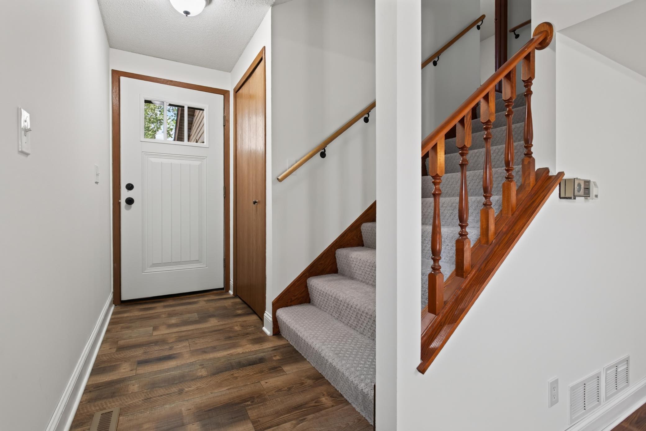 View of Residential at 17541 Ionia Path, Lakeville MN 55044, Lakeville (4 of 28) - Mike Wilen | Minnesota Team Real Estate