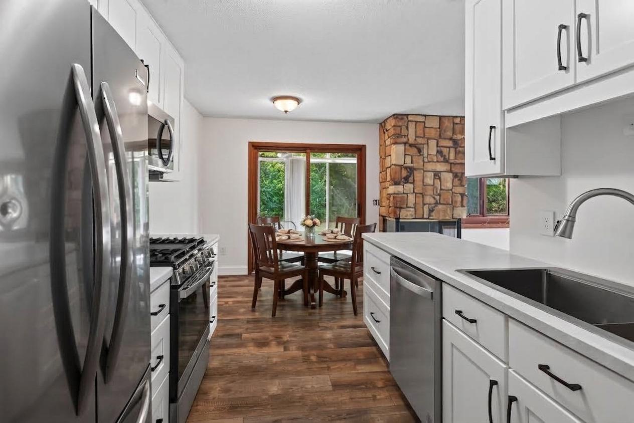 View of Residential at 17541 Ionia Path, Lakeville MN 55044, Lakeville (9 of 28) - Mike Wilen | Minnesota Team Real Estate