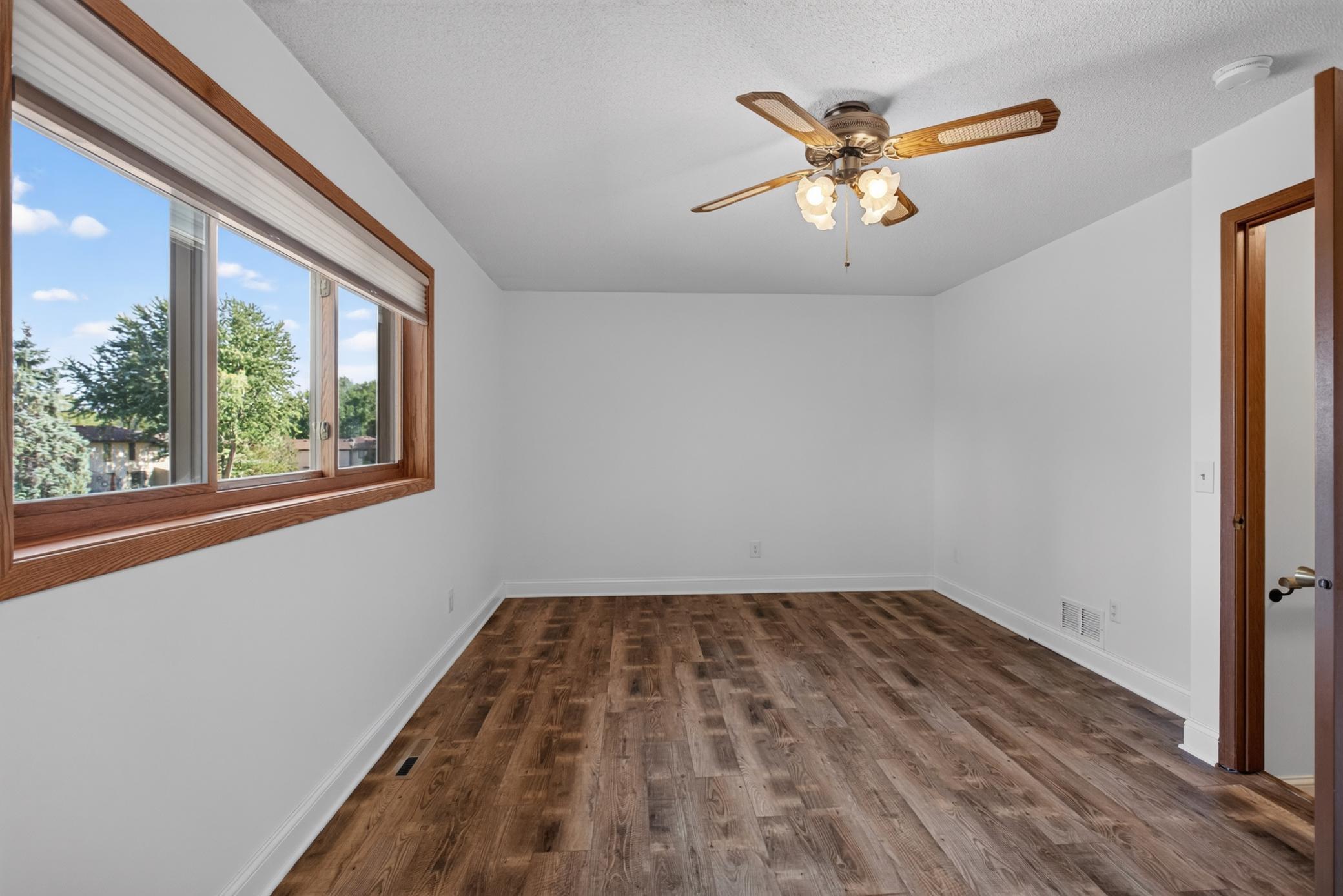 View of Residential at 17541 Ionia Path, Lakeville MN 55044, Lakeville (16 of 28) - Mike Wilen | Minnesota Team Real Estate