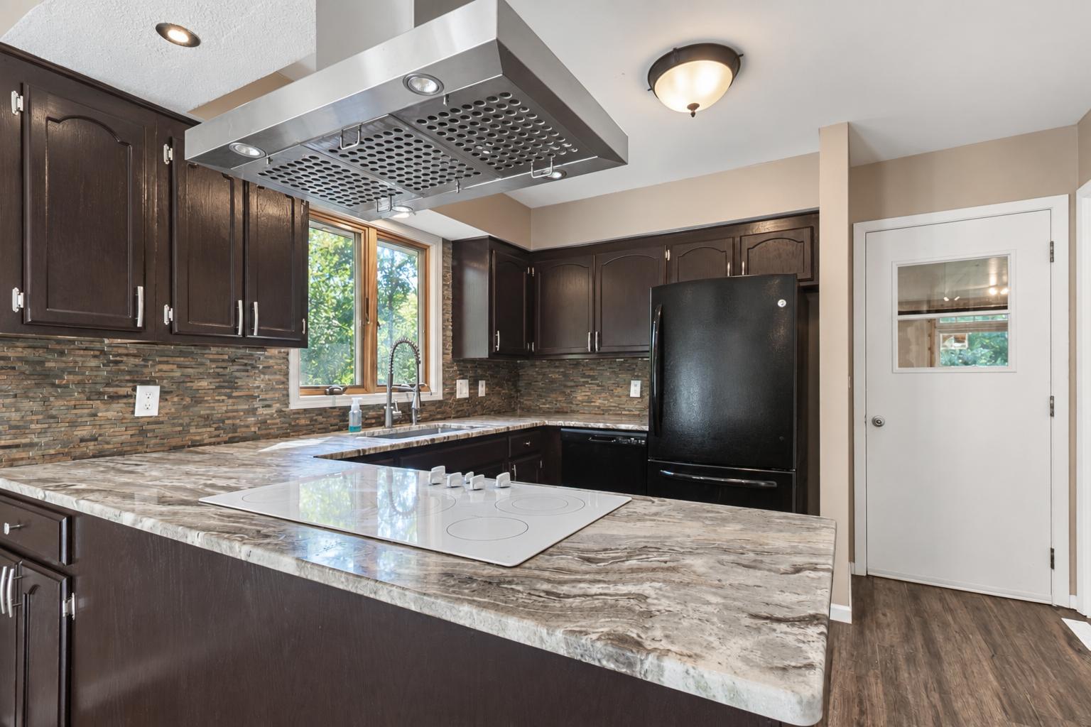 View of Residential at 1011 Cordova Avenue, Le Center MN 56057, Le Center (8 of 62) - Mike Wilen | Minnesota Team Real Estate