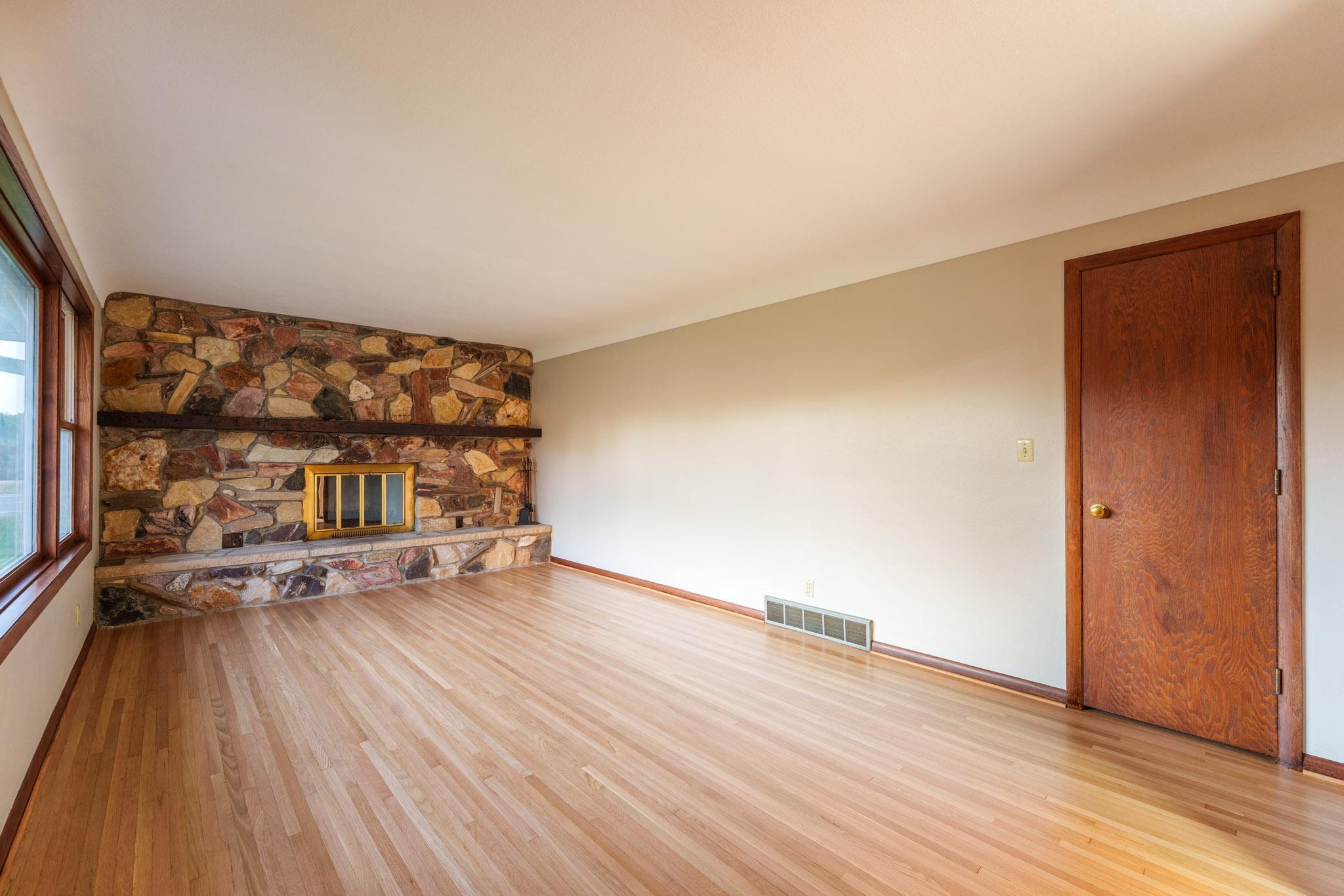 View of Residential at 327 Pine Street, Vermillion MN 55085, Vermillion (7 of 67) - Mike Wilen | Minnesota Team Real Estate