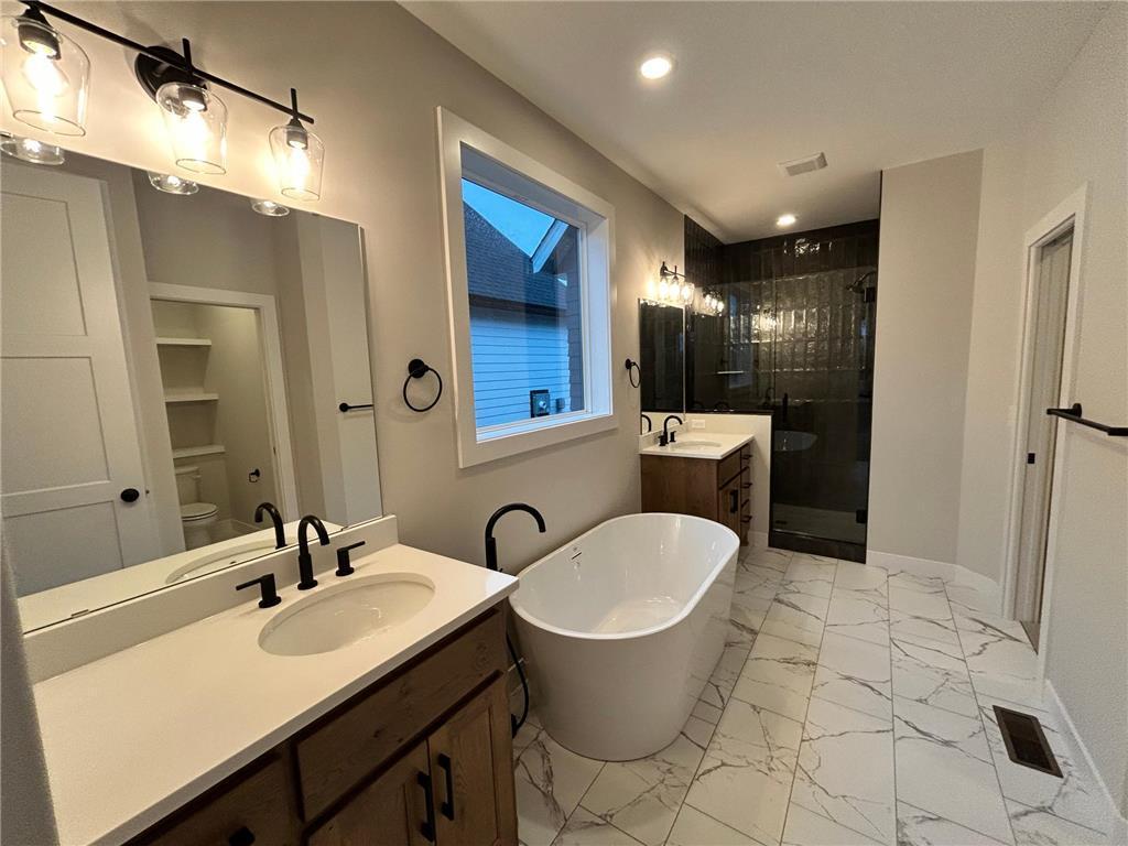 View of Residential at 4048 Arbor Drive, Woodbury MN 55129, Woodbury (25 of 42) - Mike Wilen | Minnesota Team Real Estate