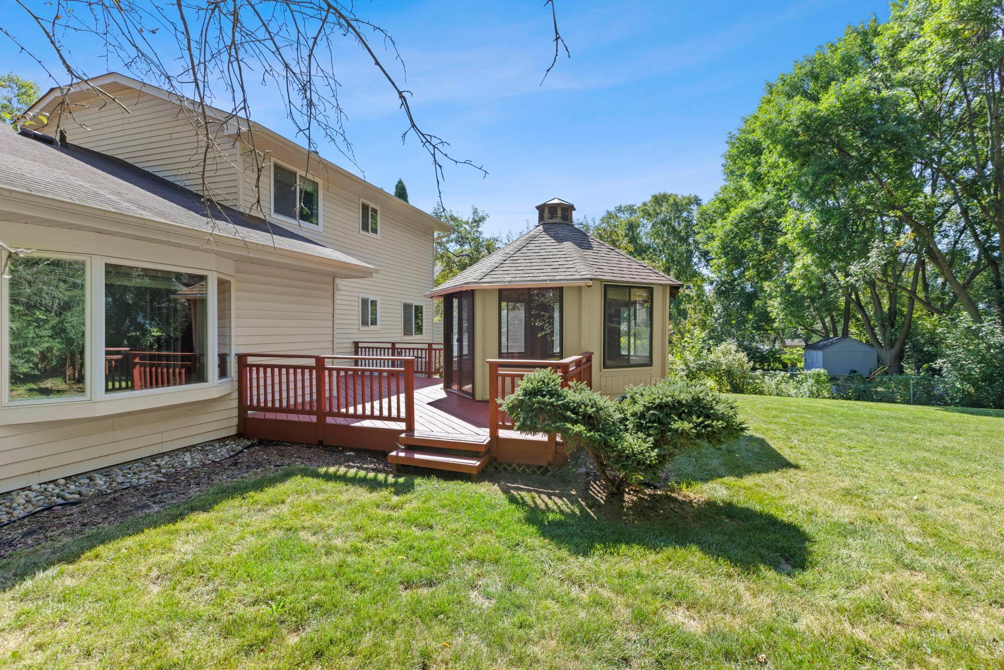 View of Residential at 4645 Orchid Lane, Plymouth MN 55446, Plymouth (45 of 60) - Mike Wilen | Minnesota Team Real Estate