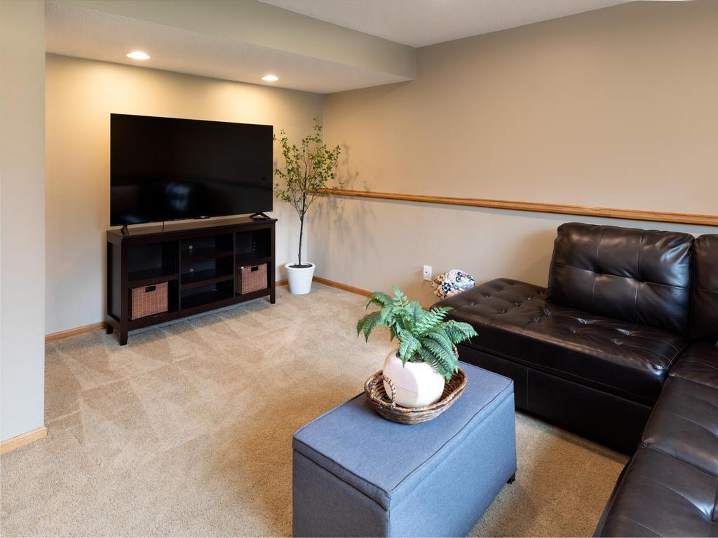 View of Residential at 456 Braeburn Drive, Shakopee MN 55379, Shakopee (16 of 26) - Mike Wilen | Minnesota Team Real Estate