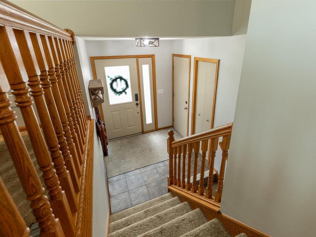 View of Residential at 456 Braeburn Drive, Shakopee MN 55379, Shakopee (14 of 26) - Mike Wilen | Minnesota Team Real Estate
