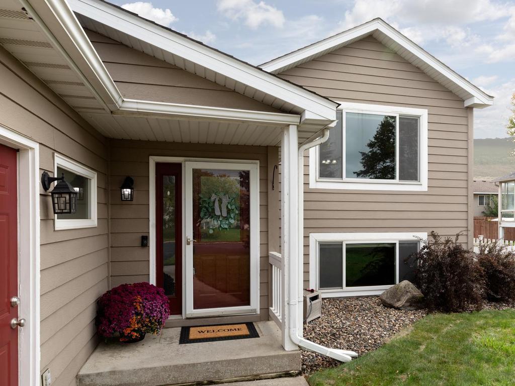 View of Residential at 456 Braeburn Drive, Shakopee MN 55379, Shakopee (4 of 26) - Mike Wilen | Minnesota Team Real Estate