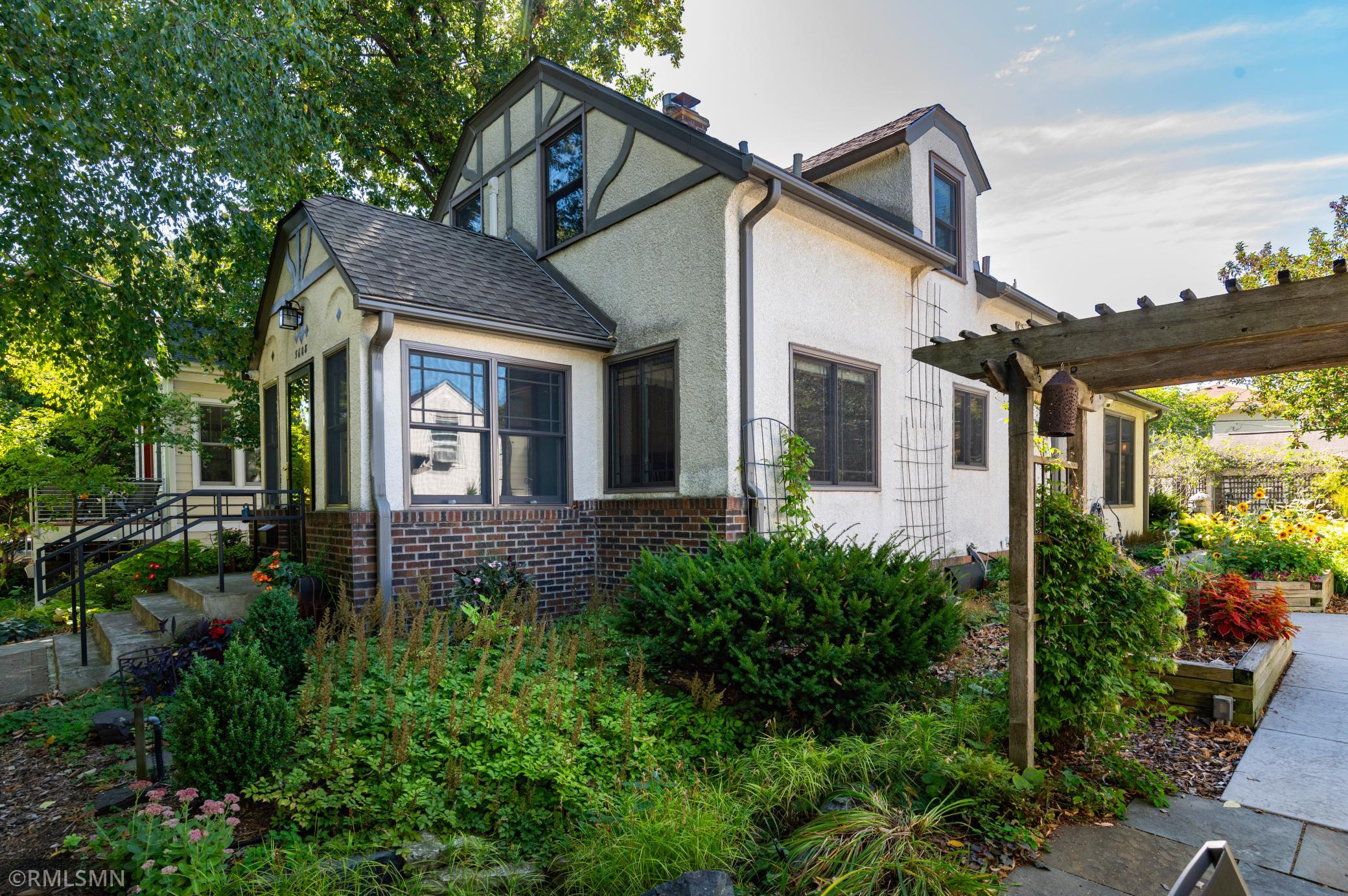 View of Residential at 5608 Girard Avenue, Minneapolis MN 55419, Minneapolis (2 of 55) - Mike Wilen | Minnesota Team Real Estate