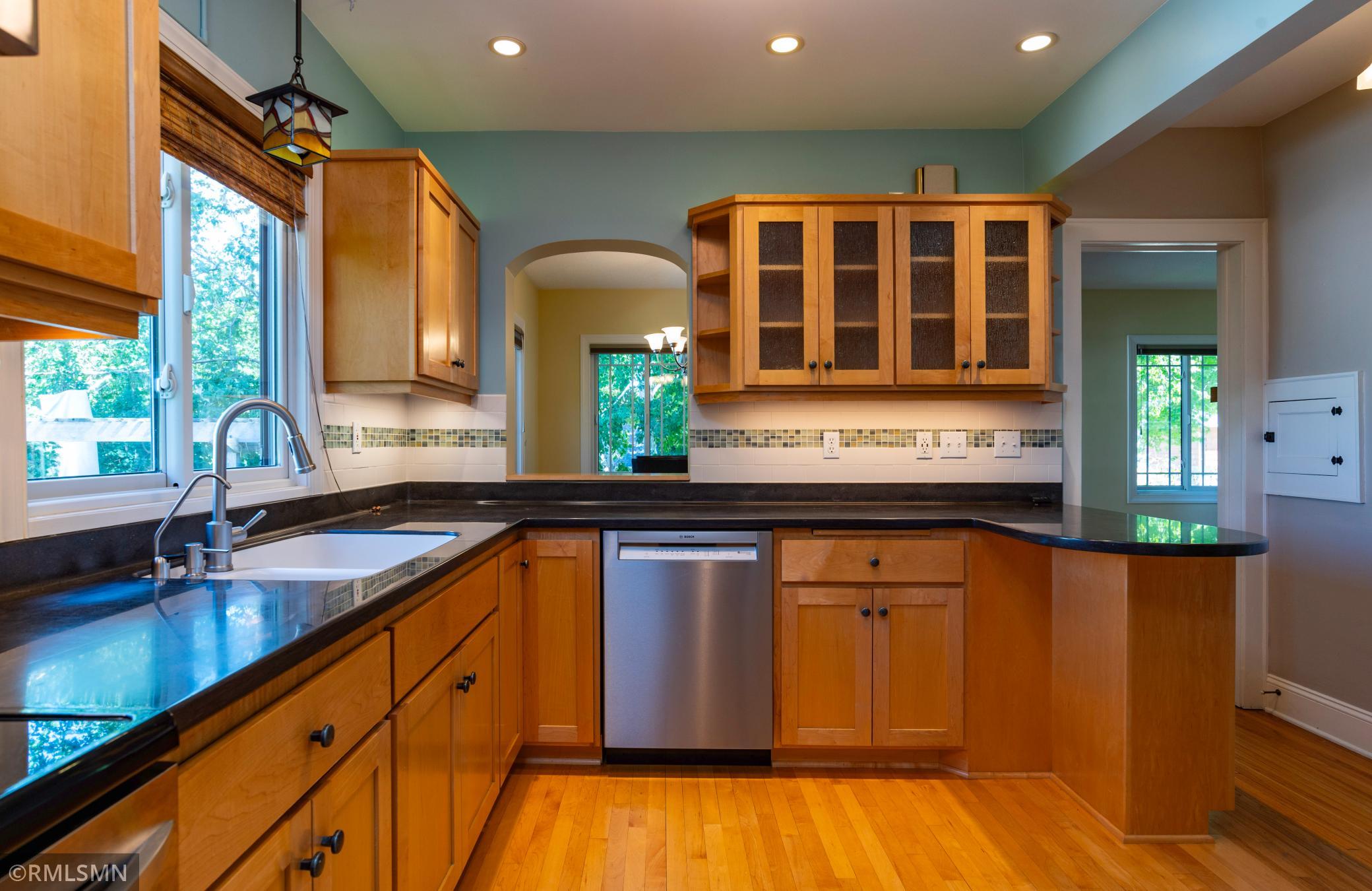 View of Residential at 5608 Girard Avenue, Minneapolis MN 55419, Minneapolis (25 of 55) - Mike Wilen | Minnesota Team Real Estate