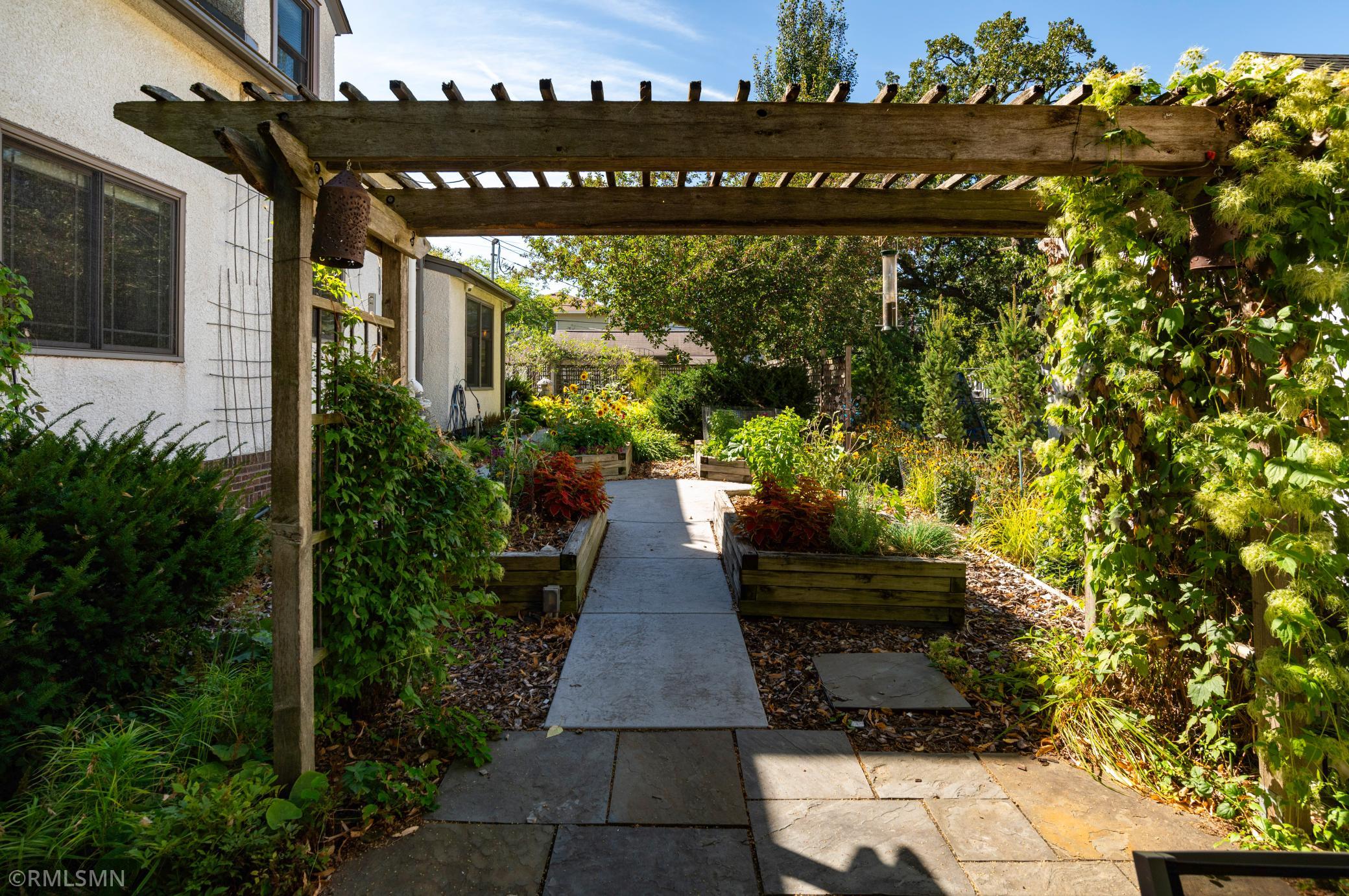 View of Residential at 5608 Girard Avenue, Minneapolis MN 55419, Minneapolis (10 of 55) - Mike Wilen | Minnesota Team Real Estate