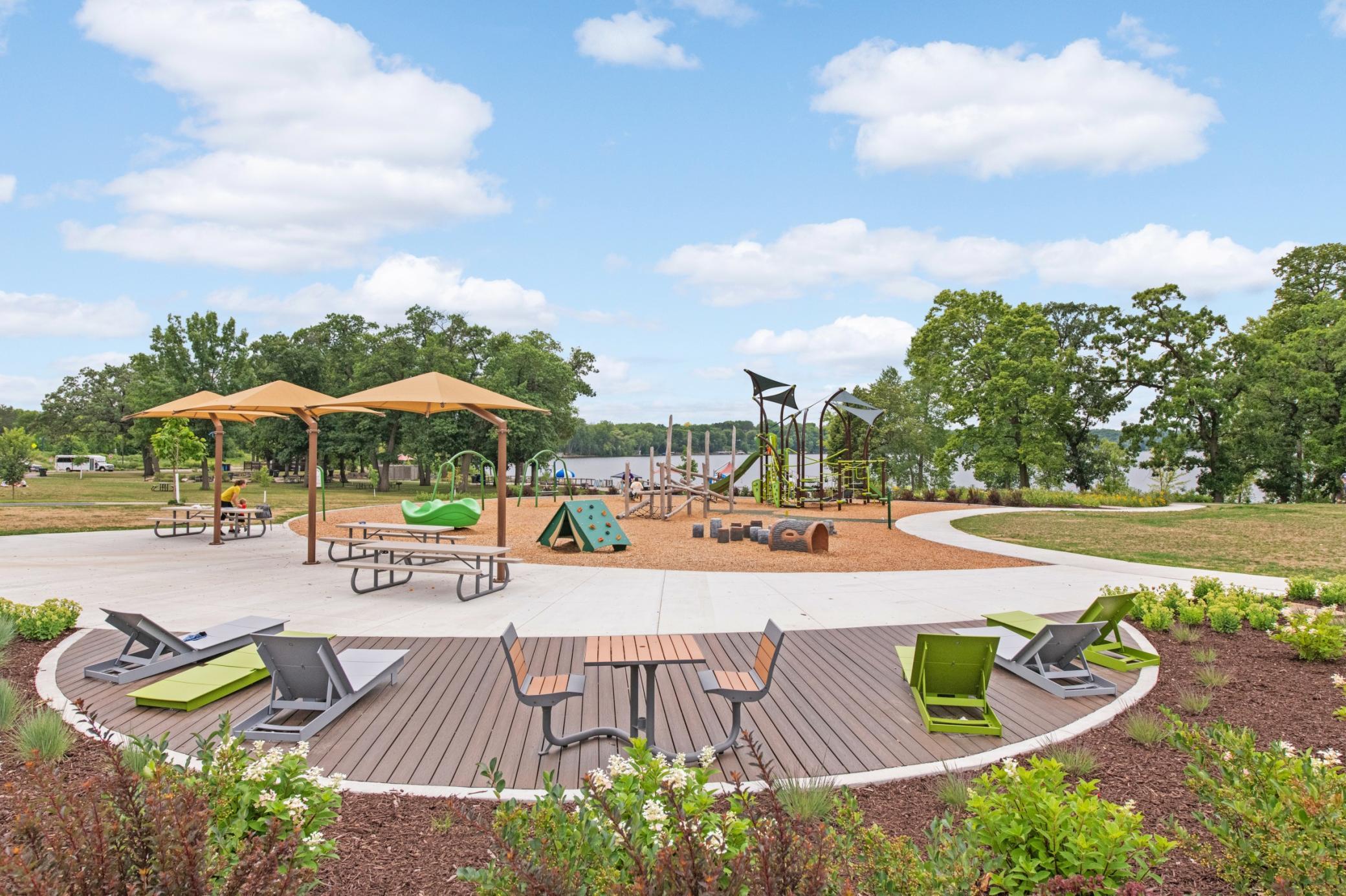 View of Residential at 547 Mission Hills Way, Chanhassen MN 55317, Chanhassen (31 of 32) - Mike Wilen | Minnesota Team Real Estate