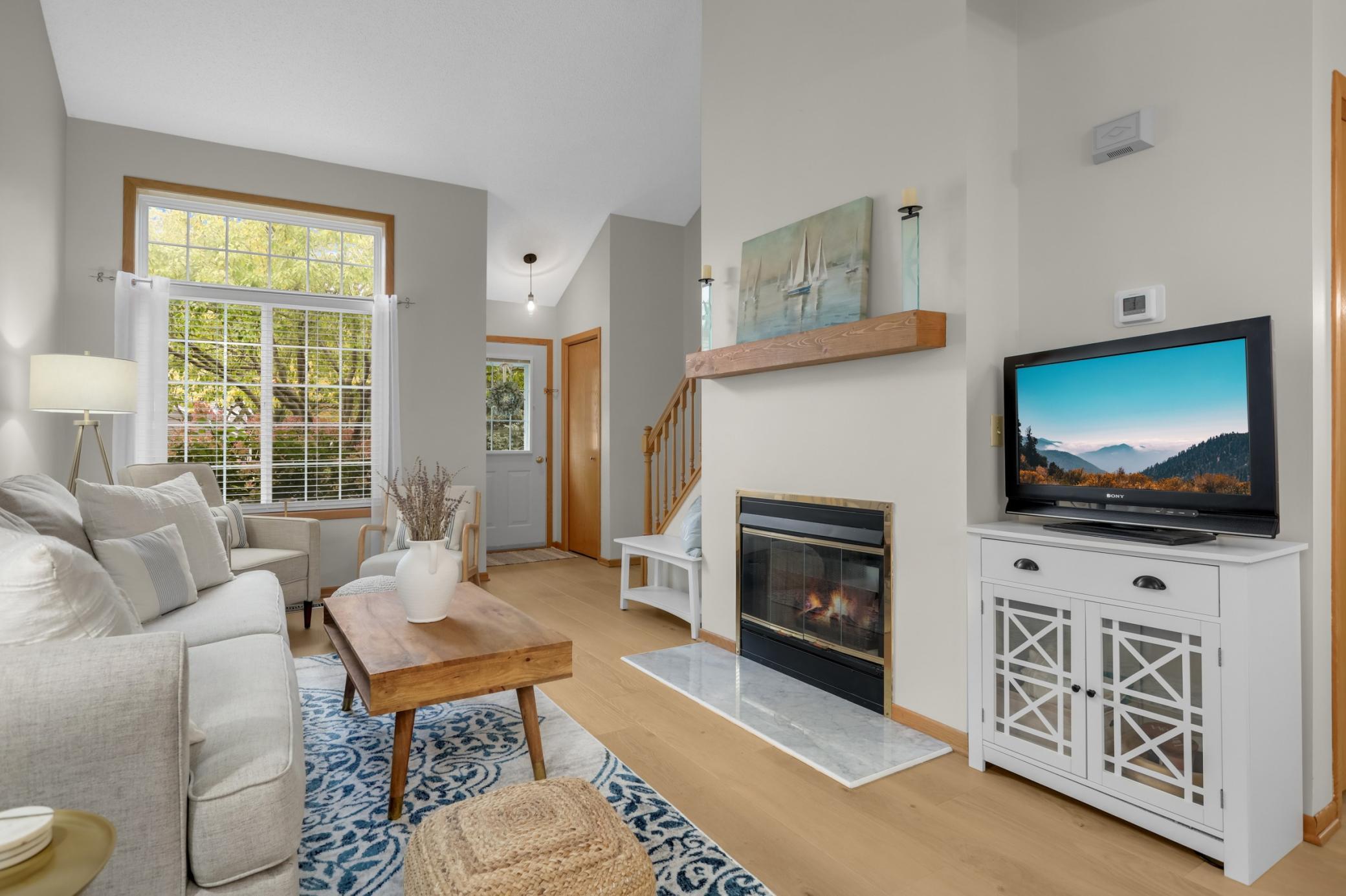 View of Residential at 547 Mission Hills Way, Chanhassen MN 55317, Chanhassen (11 of 32) - Mike Wilen | Minnesota Team Real Estate