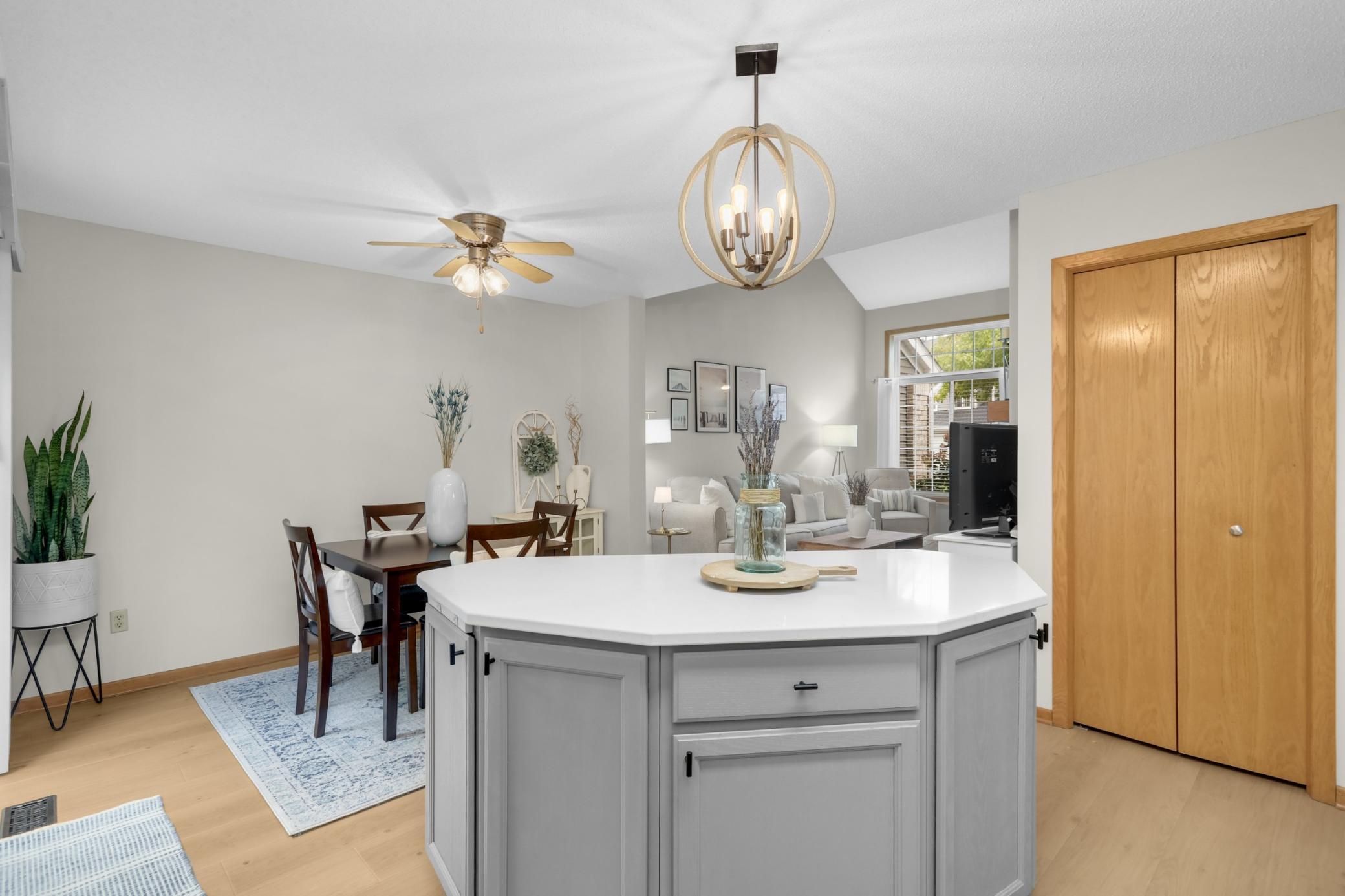View of Residential at 547 Mission Hills Way, Chanhassen MN 55317, Chanhassen (8 of 32) - Mike Wilen | Minnesota Team Real Estate
