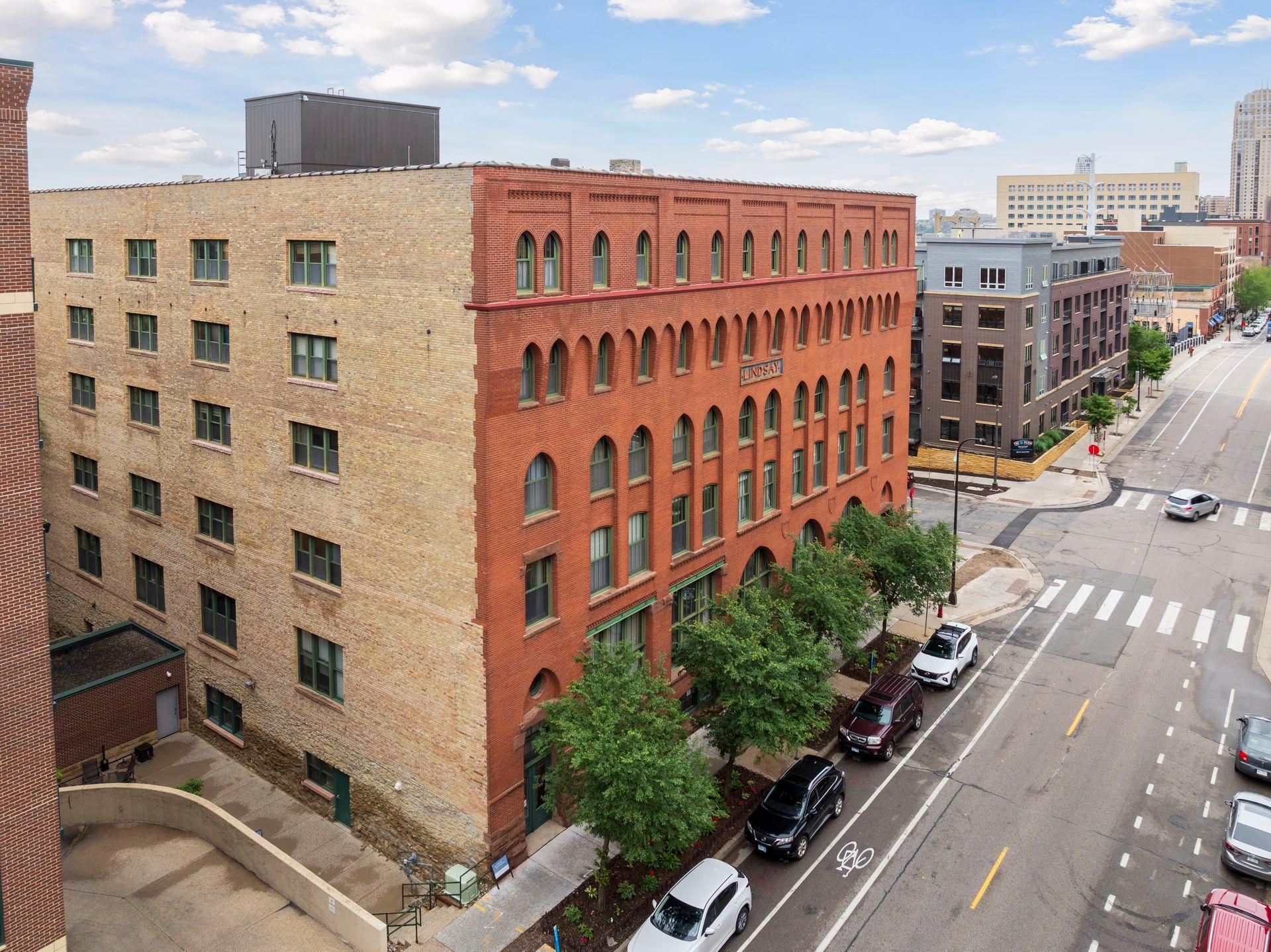 View of Residential at 400 1st Street #304, Minneapolis MN 55401, Minneapolis (26 of 30) - Mike Wilen | Minnesota Team Real Estate