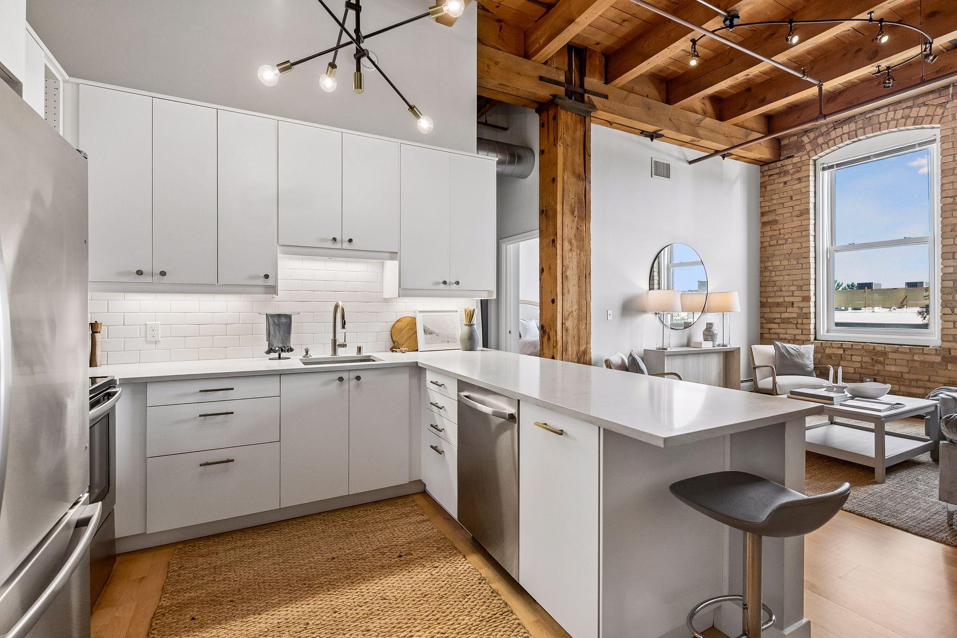 View of Residential at 400 1st Street #304, Minneapolis MN 55401, Minneapolis (9 of 30) - Mike Wilen | Minnesota Team Real Estate